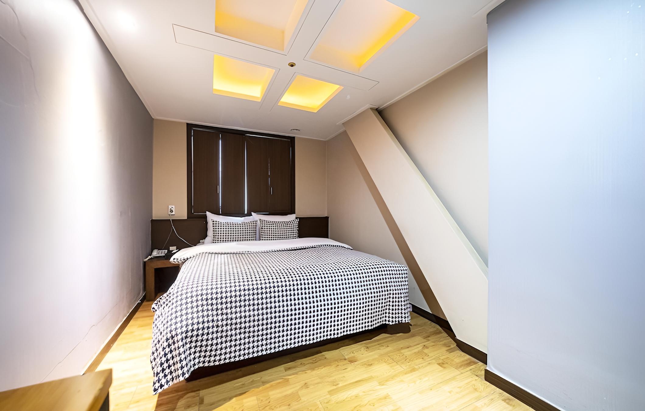 Gildong Argo Hotel