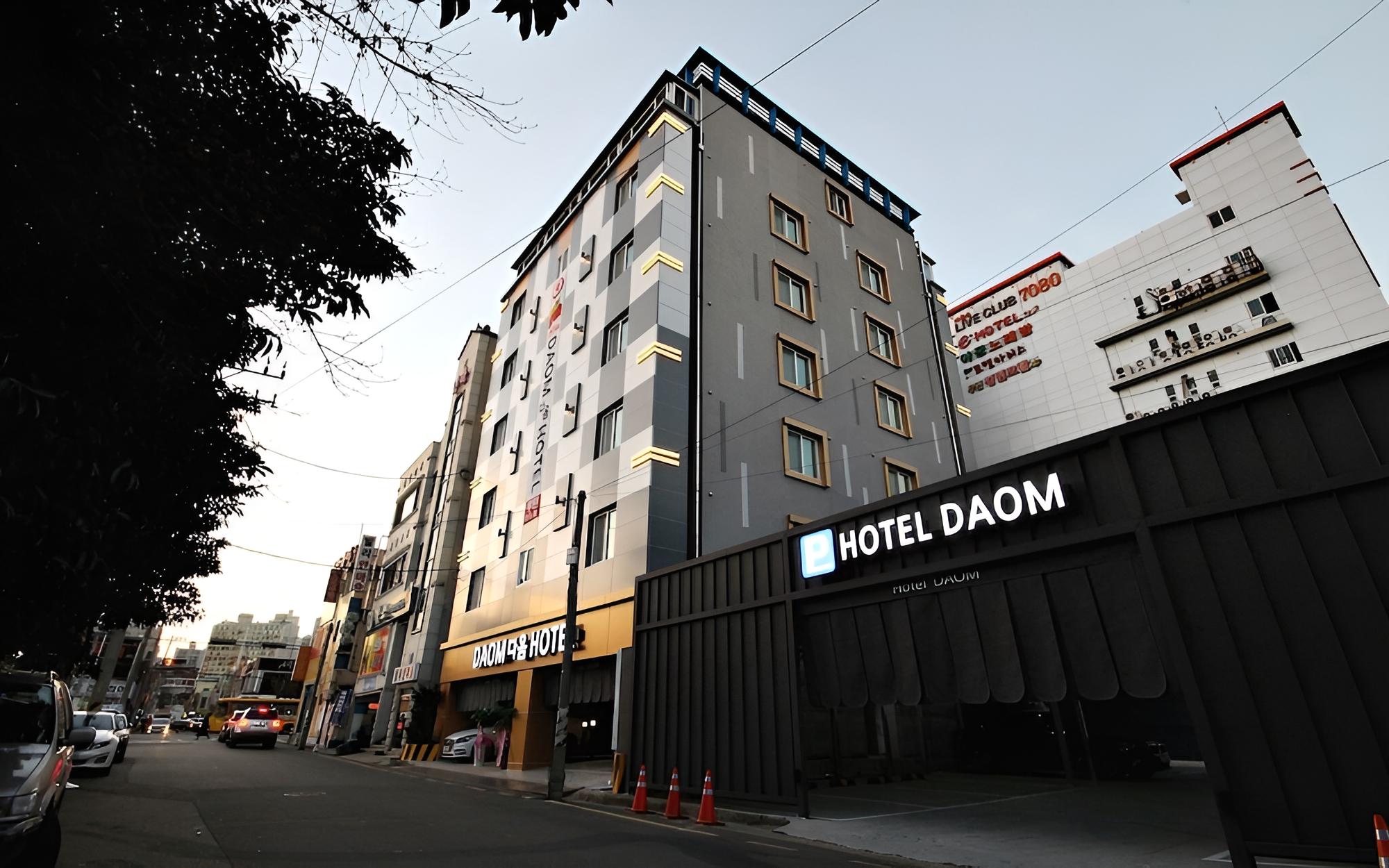Jinju Hotel Daom