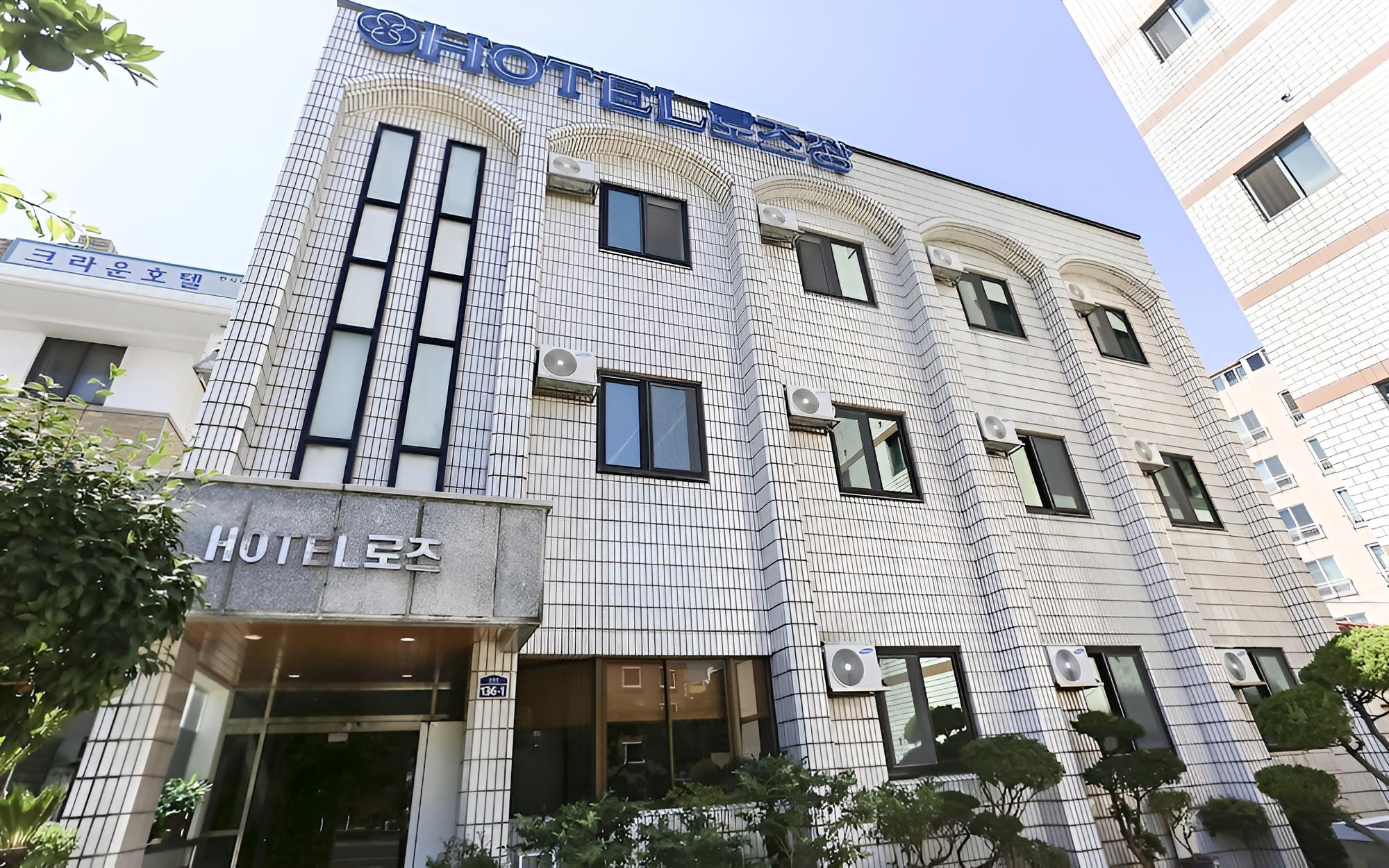 Jeju Rose Motel