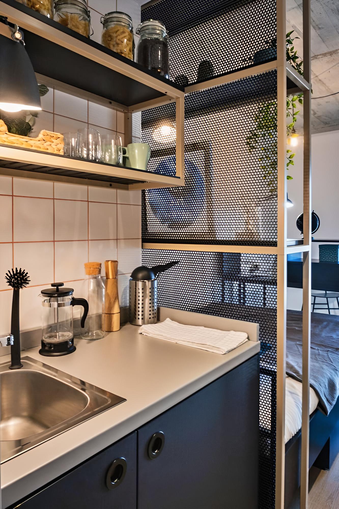 Private Studios in CARCAVELOS SK