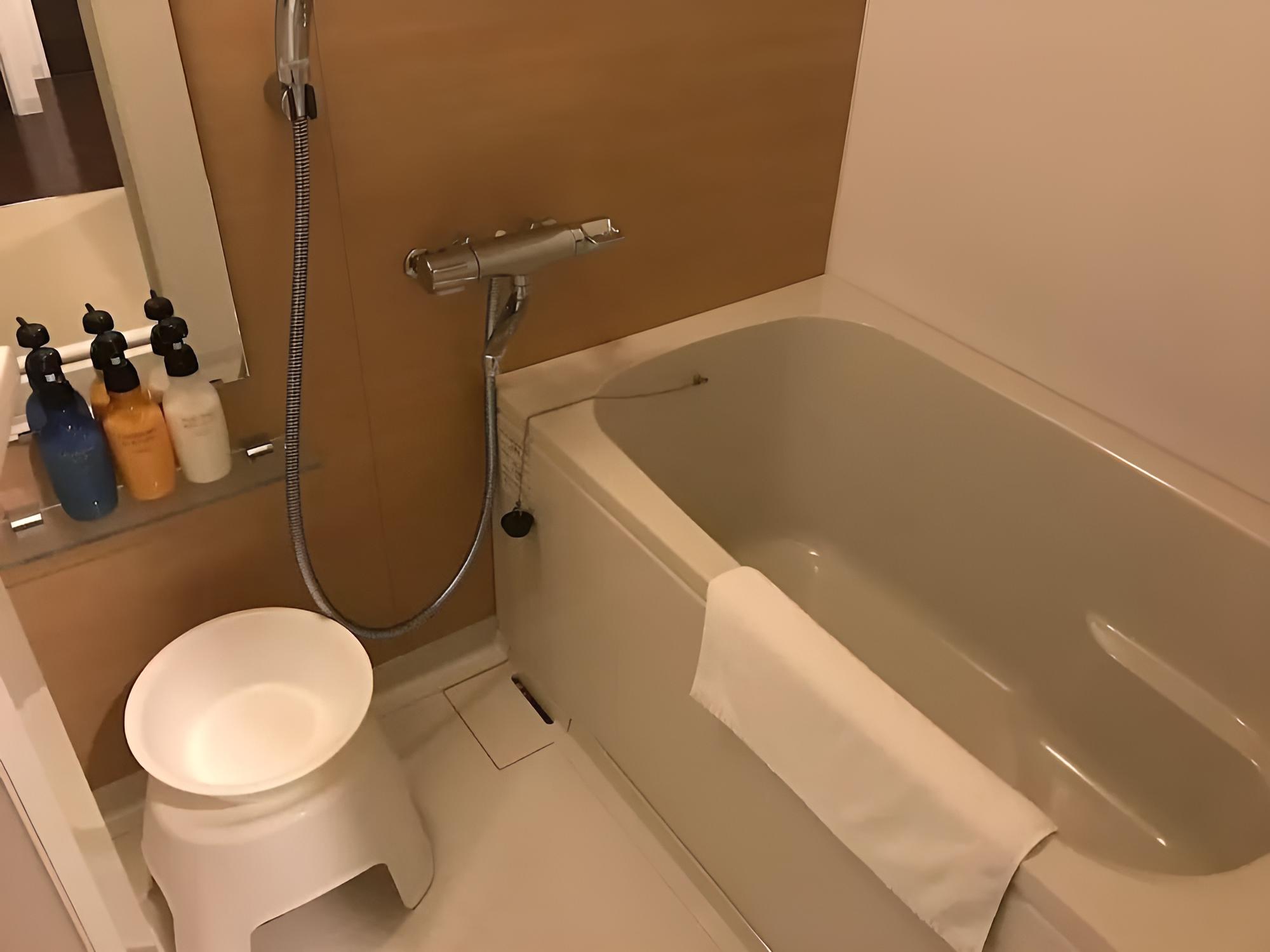 Alphabed Takamatsu Furujinmachi