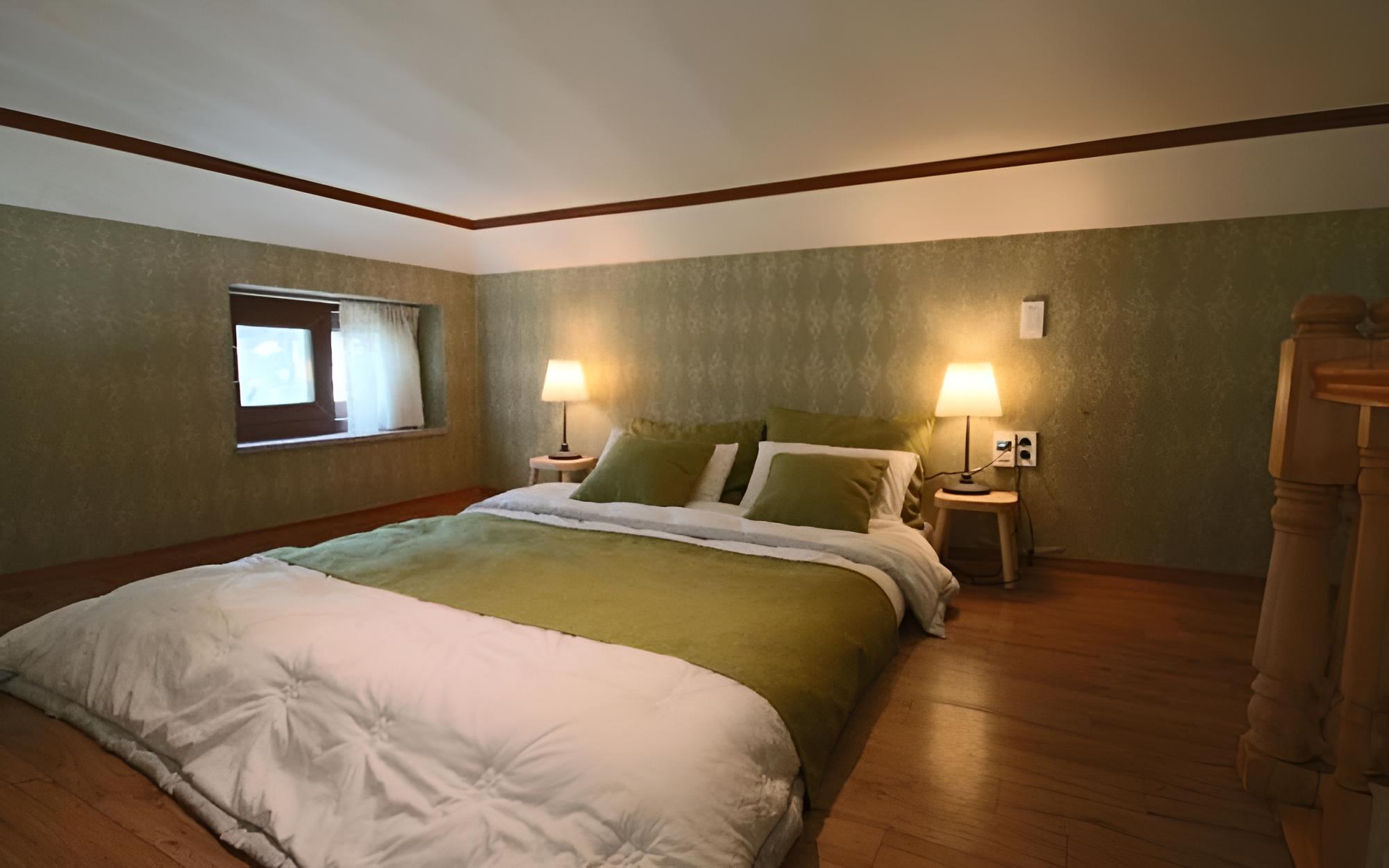 Hwaseong Sea Pension