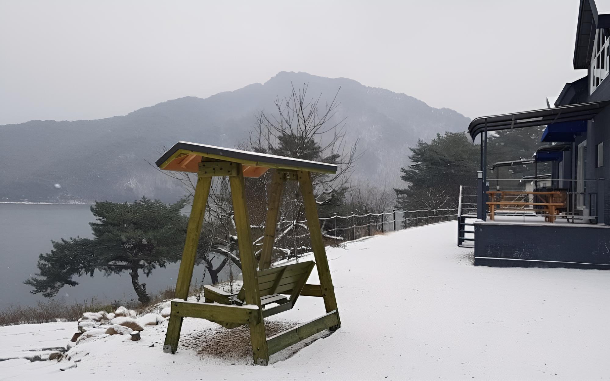 Hwacheon Pension AU