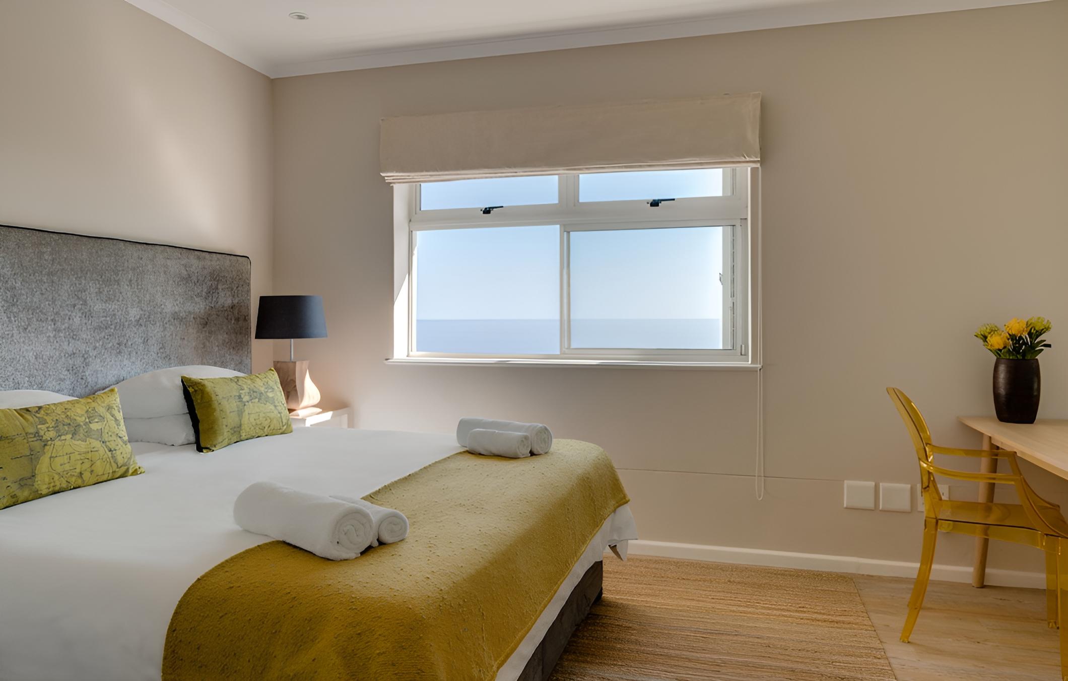 15 Woodford