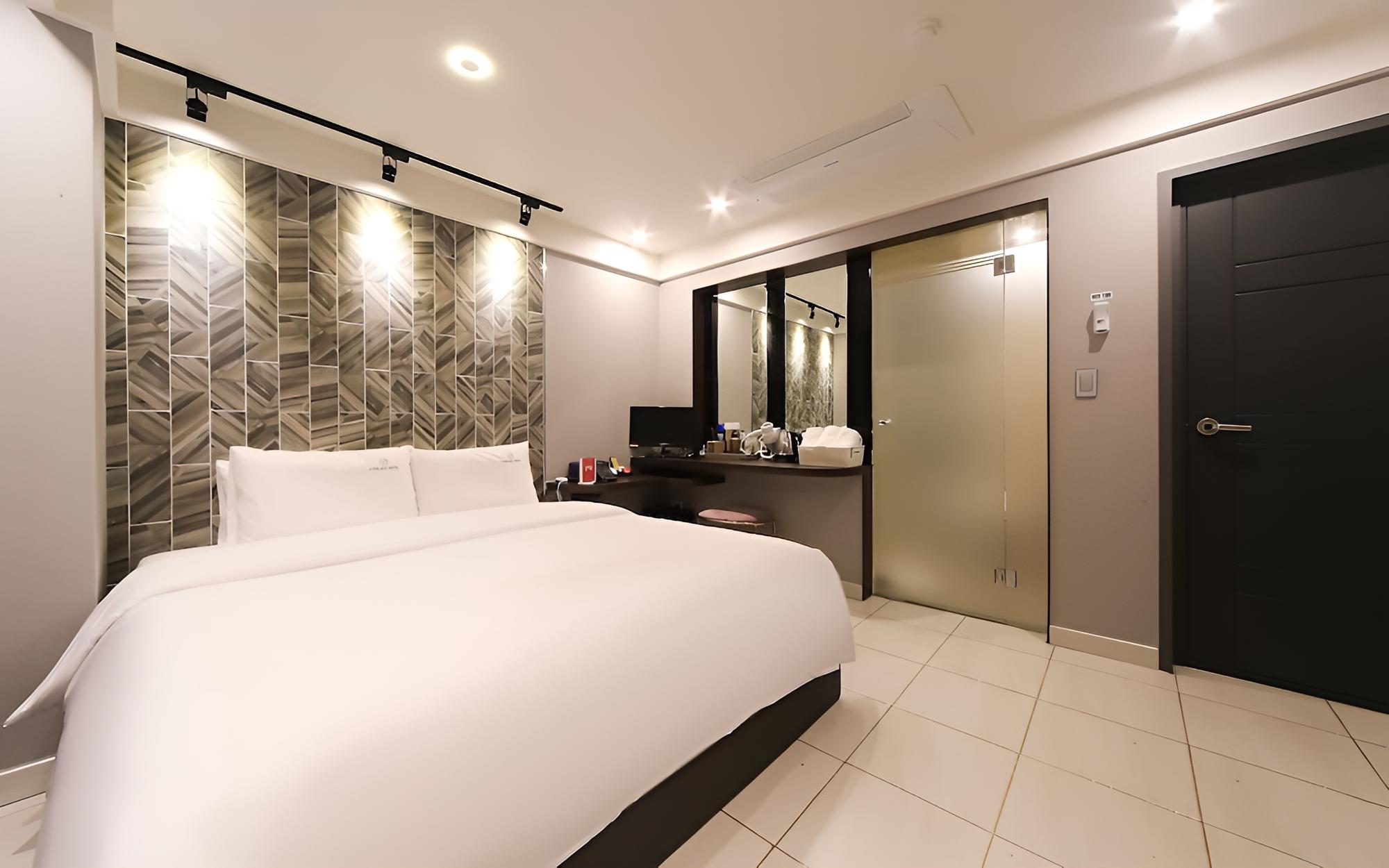 Busan Hadan E Palace Hotel