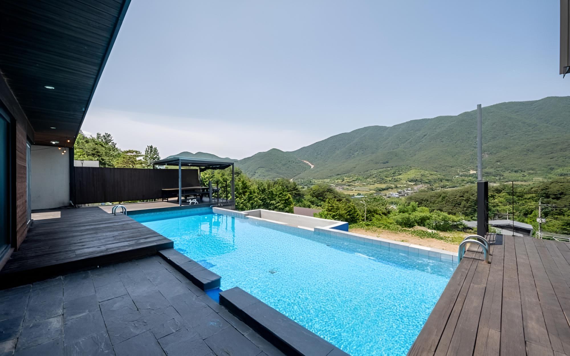 Sancheong Jirisanui Haru Pension