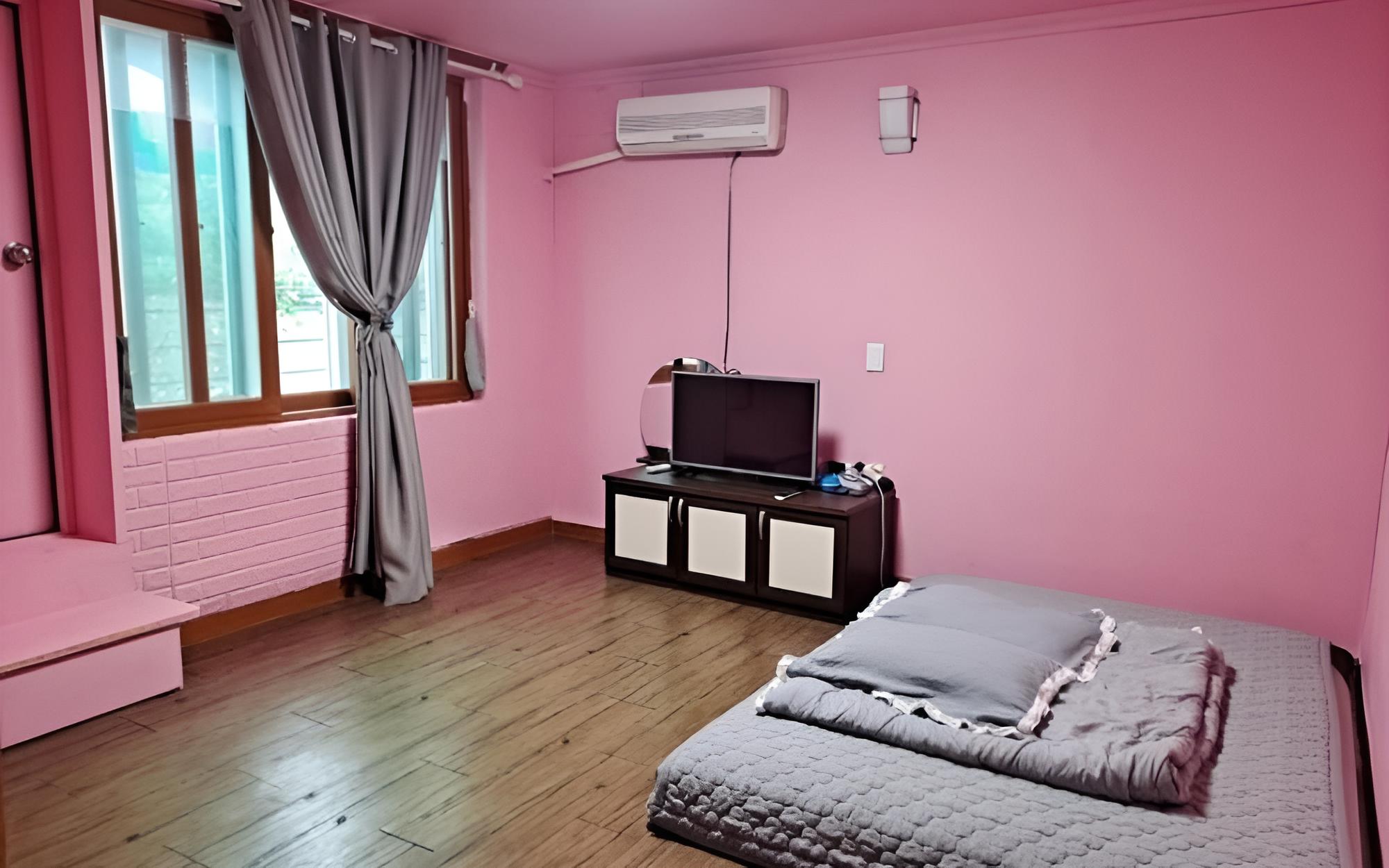 Hongcheon Eorinwangja Pension