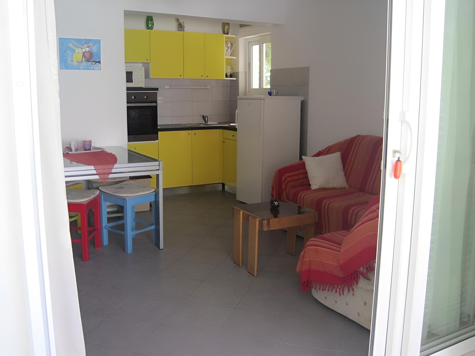 Gana - 50 M From the sea - A1