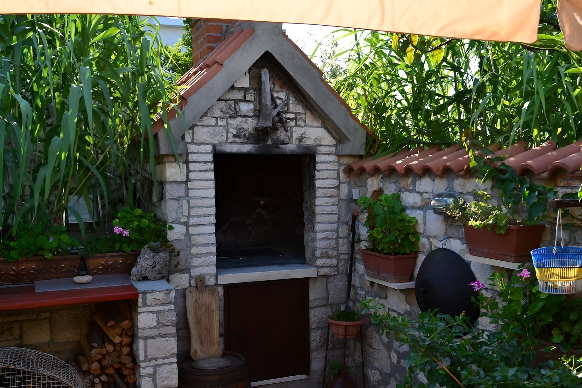 Photo 31