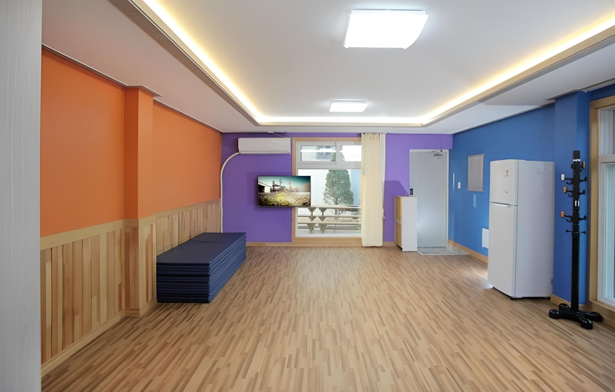 Yongin Everleeum Pension view 3