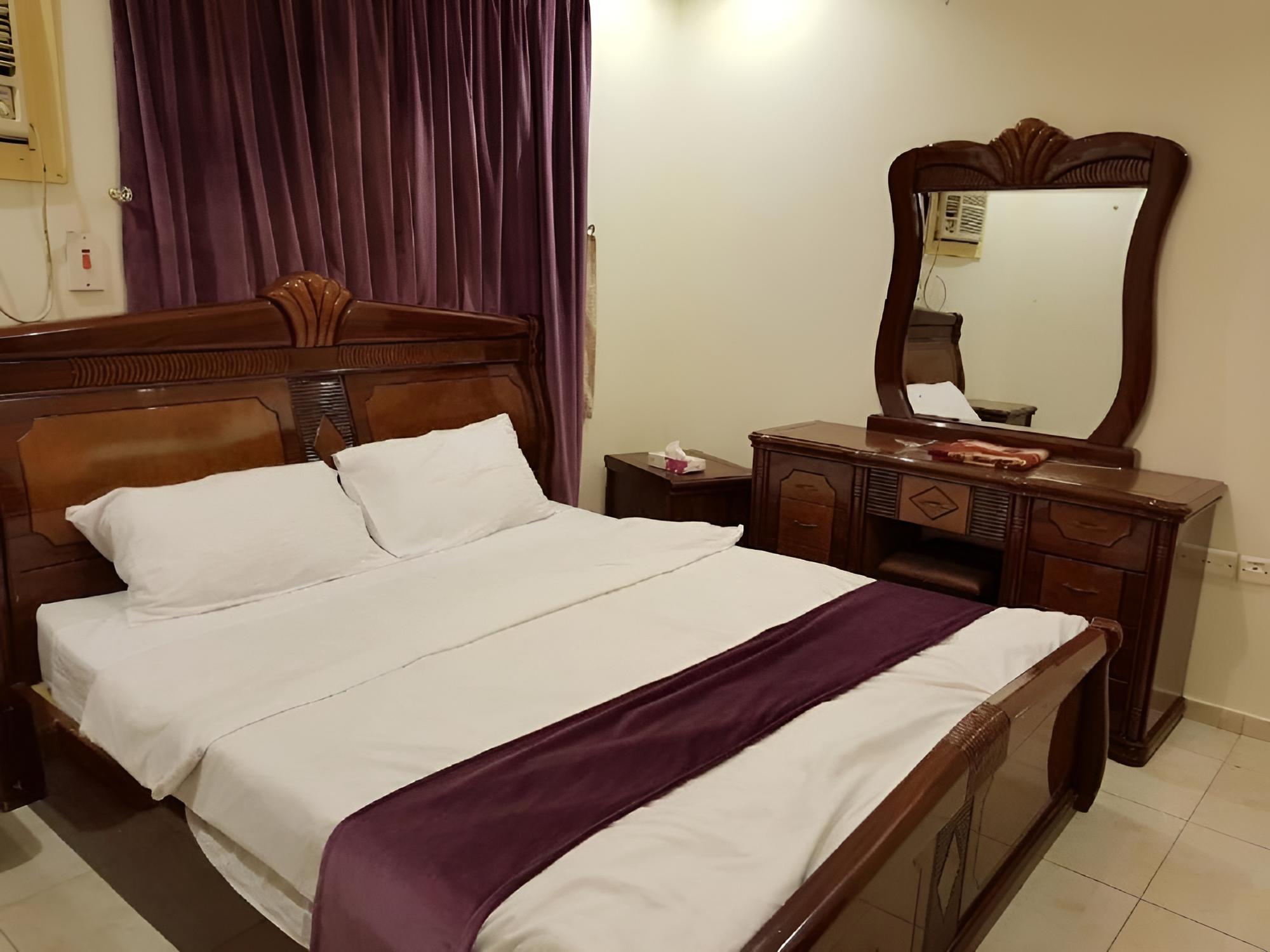 Thee Mar Hotel Apartments
