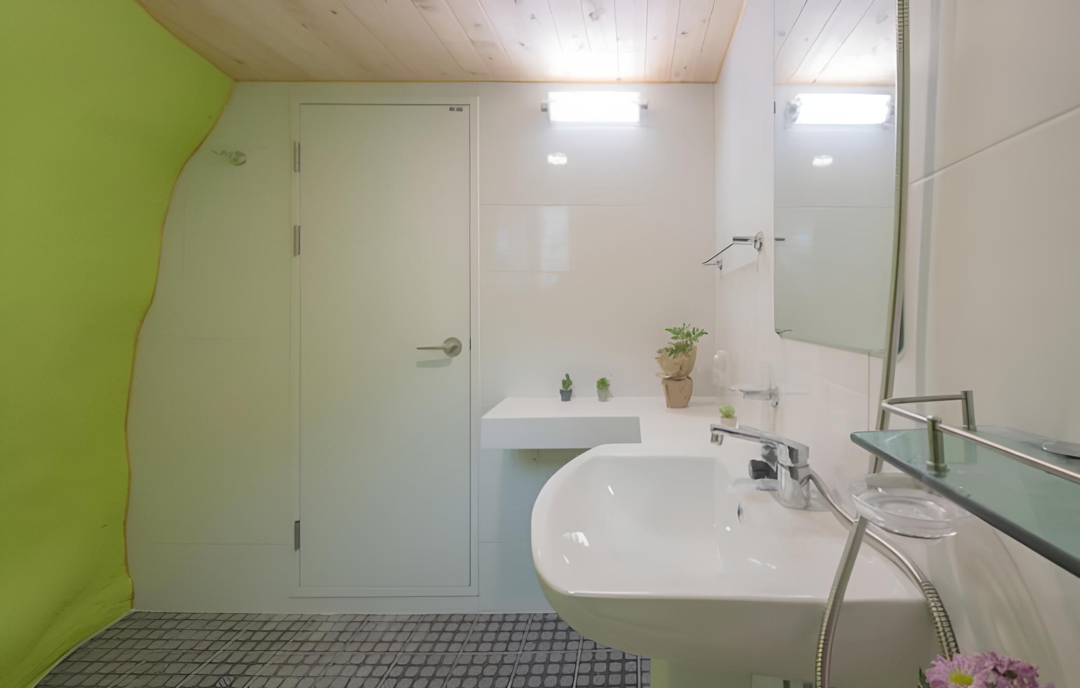 Chuncheon Buzz Glamping Pension