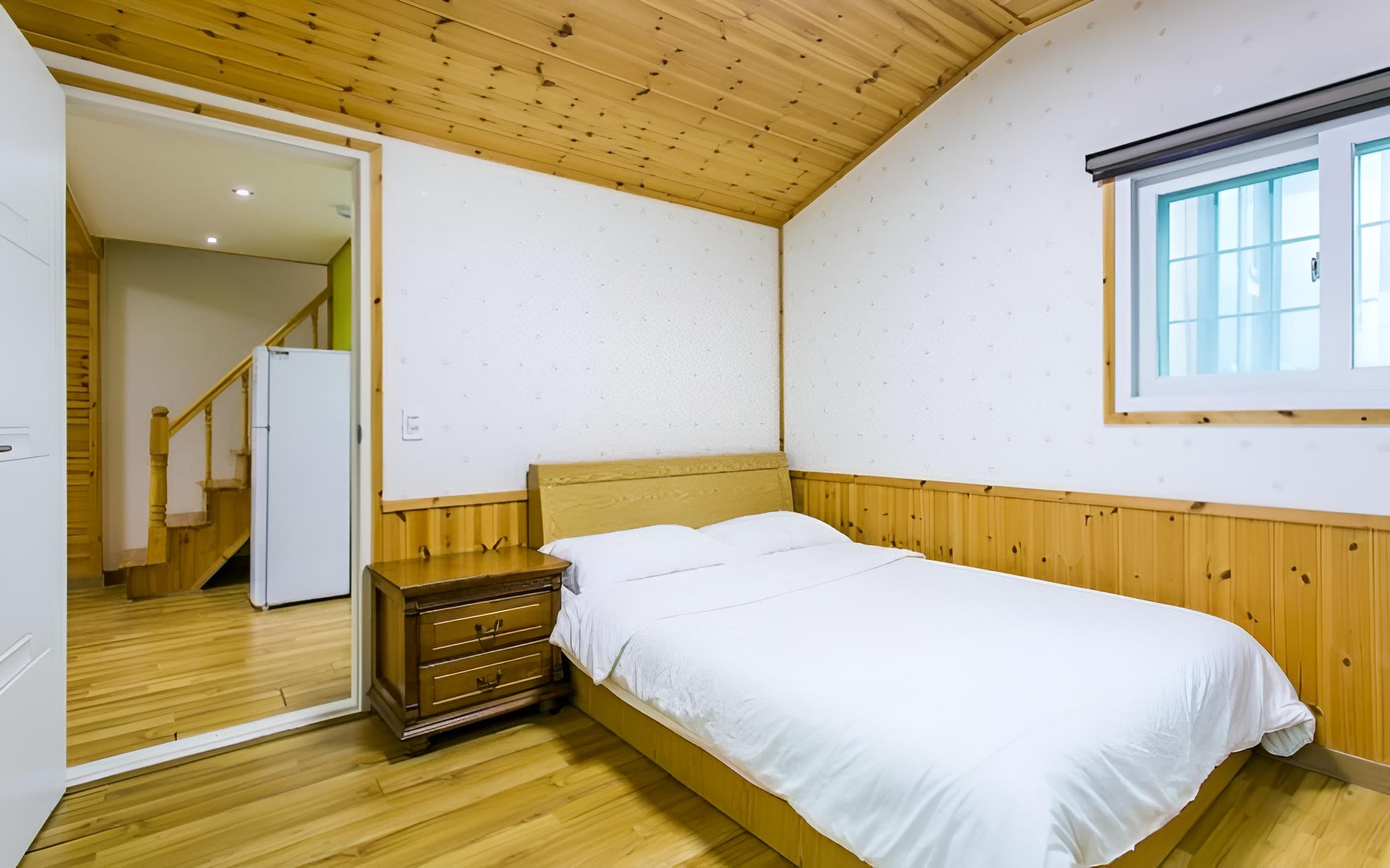 Ganghwado Haneulbit Pension view 4