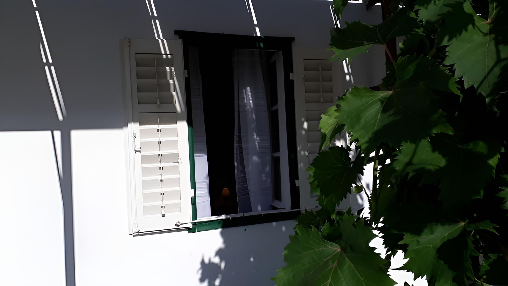 Gordana - Parking - A1