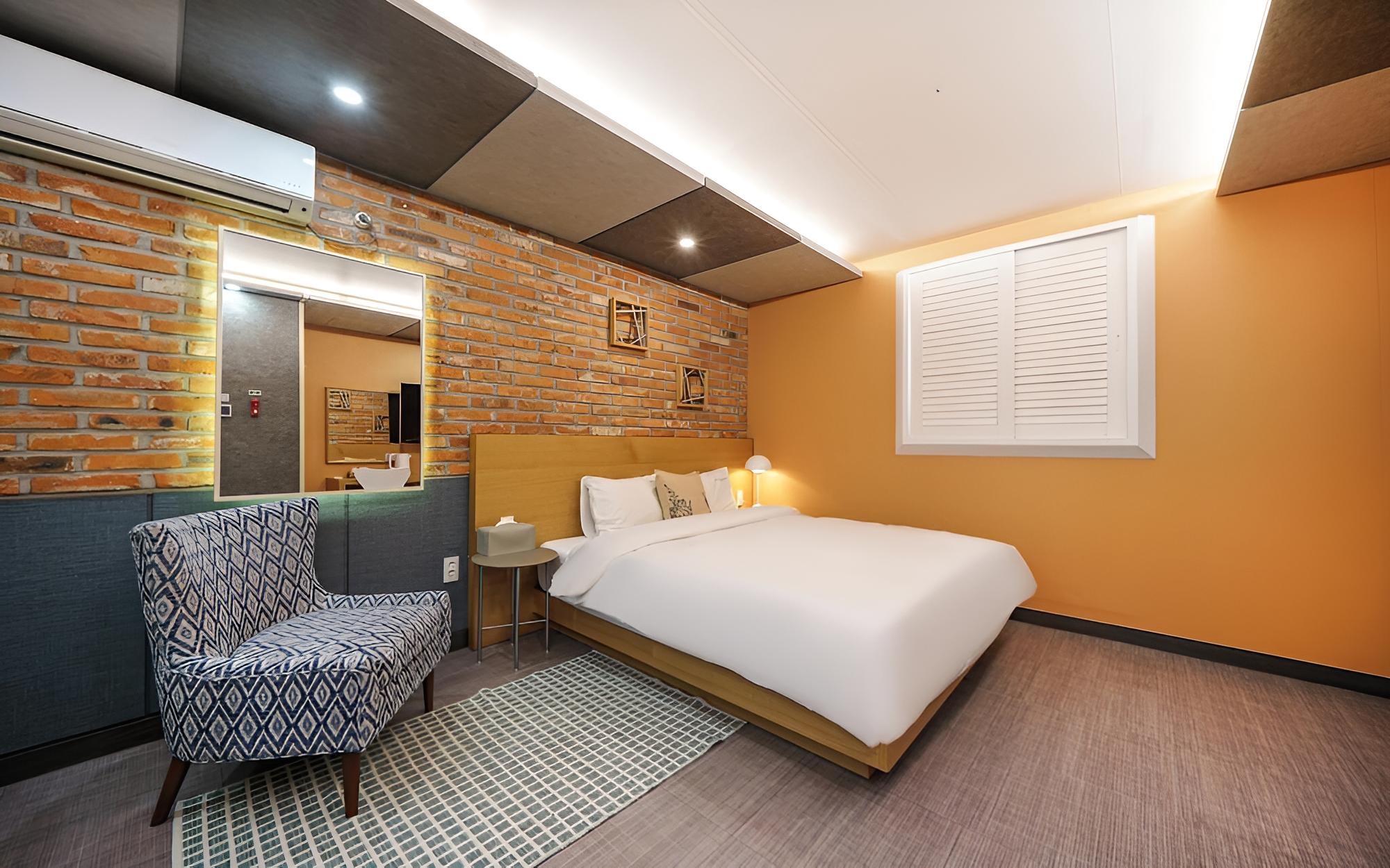 Pohang E&A Hotel view 5