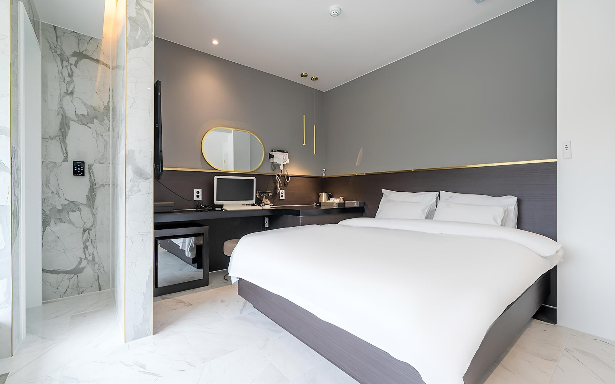 Yangpyeong Riverion Hotel