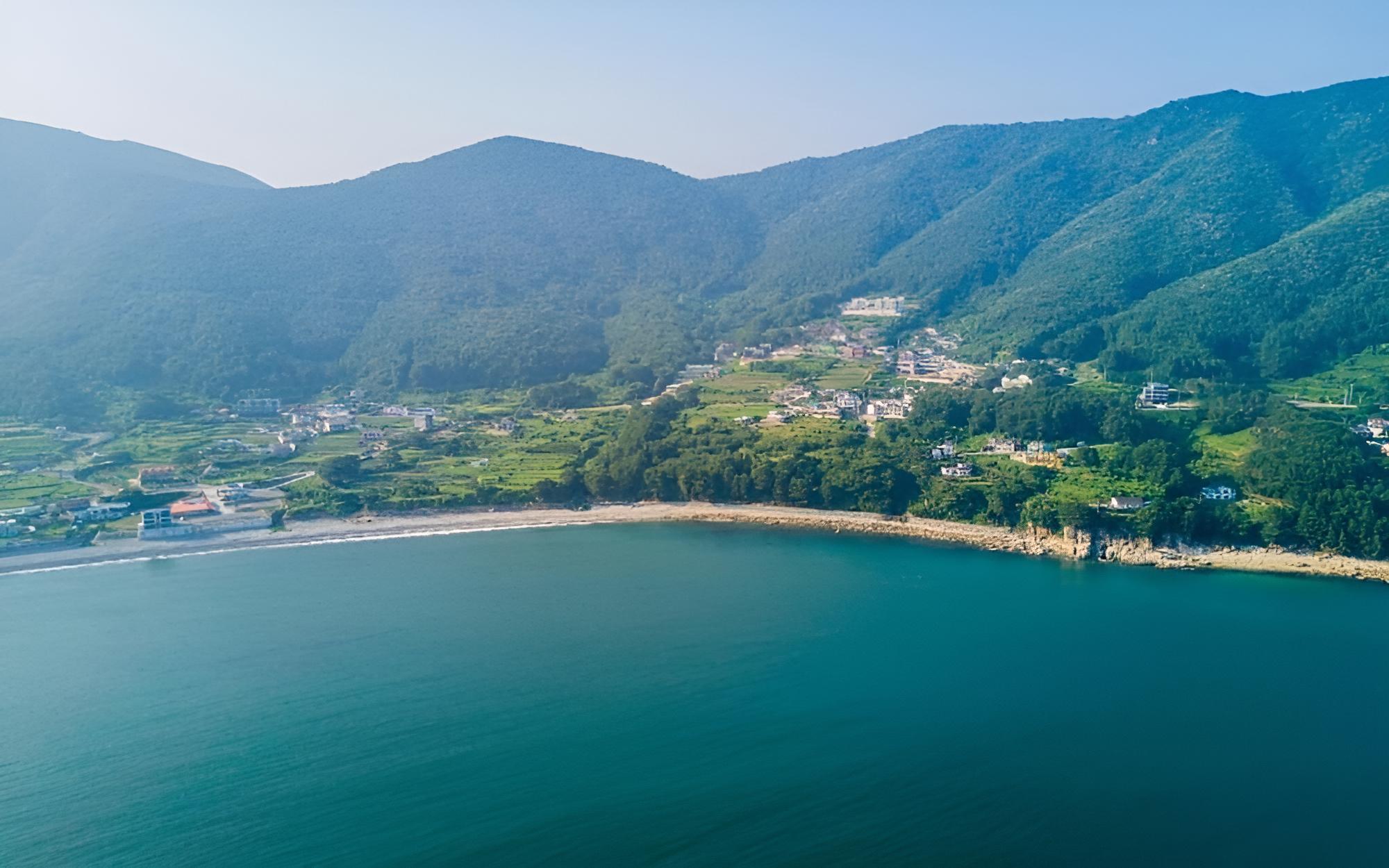 Geojedo Between the Sky and Sea Pension view 5