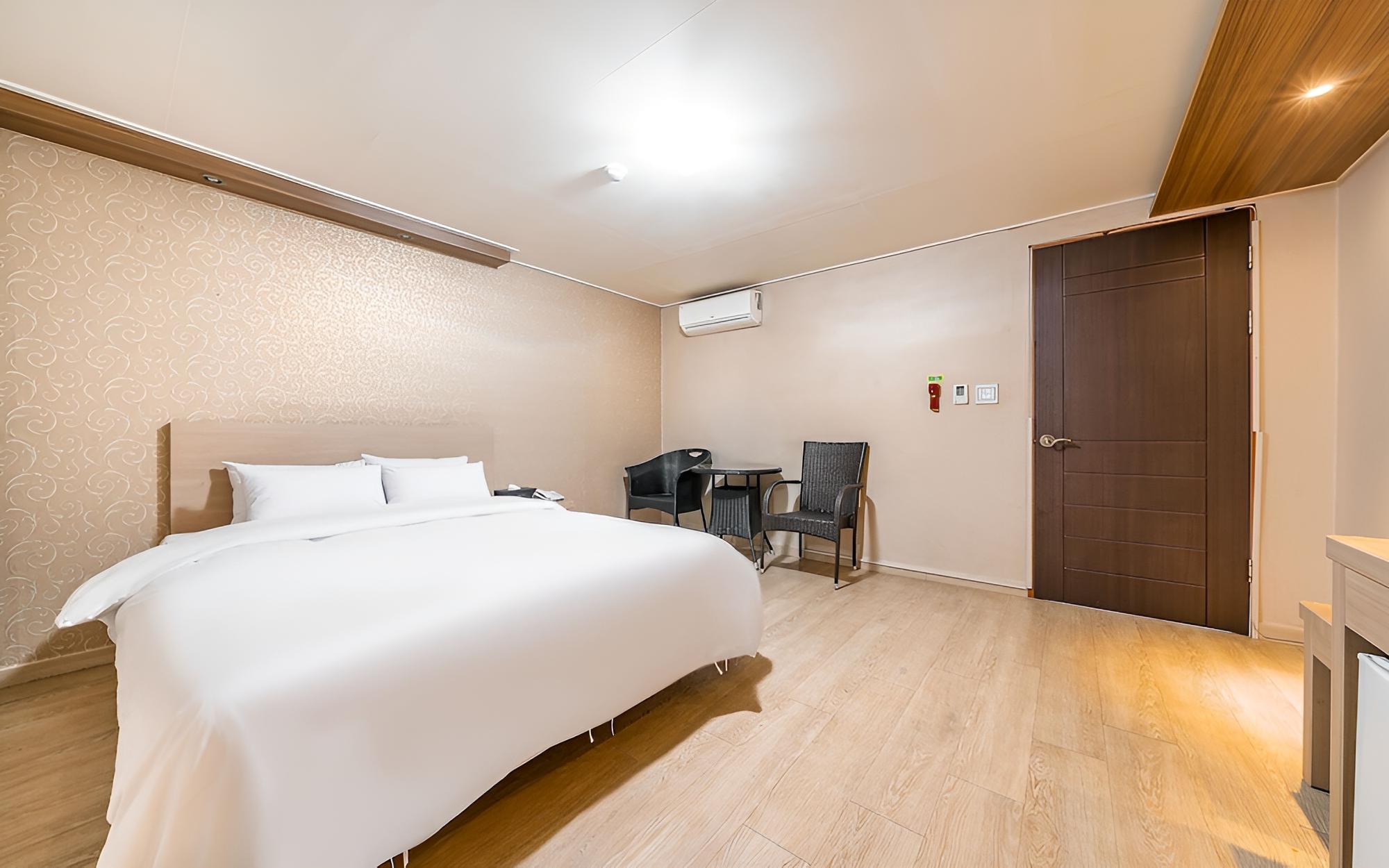 Pocheon Social Hotel