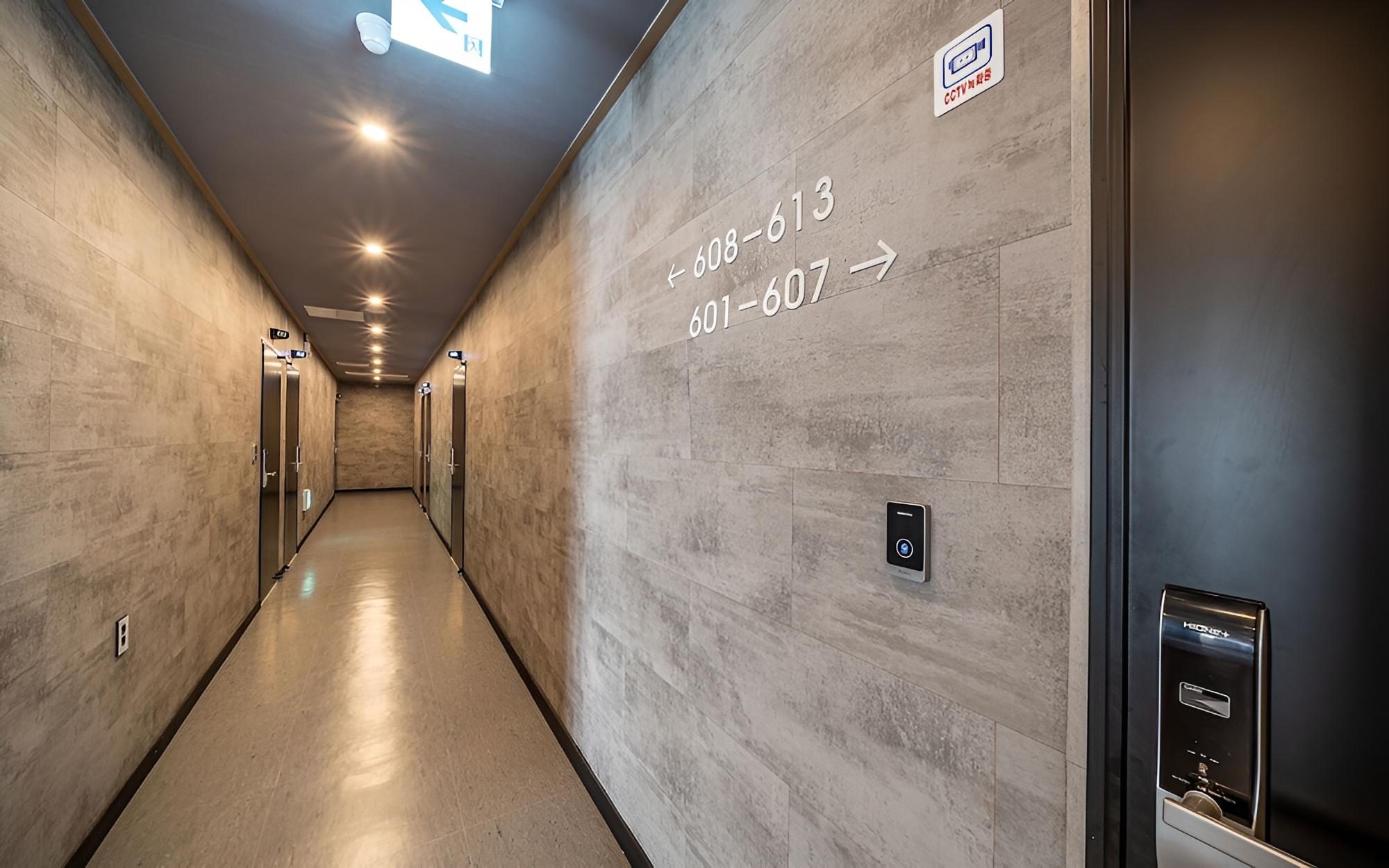 Hwaseong Hotel and You