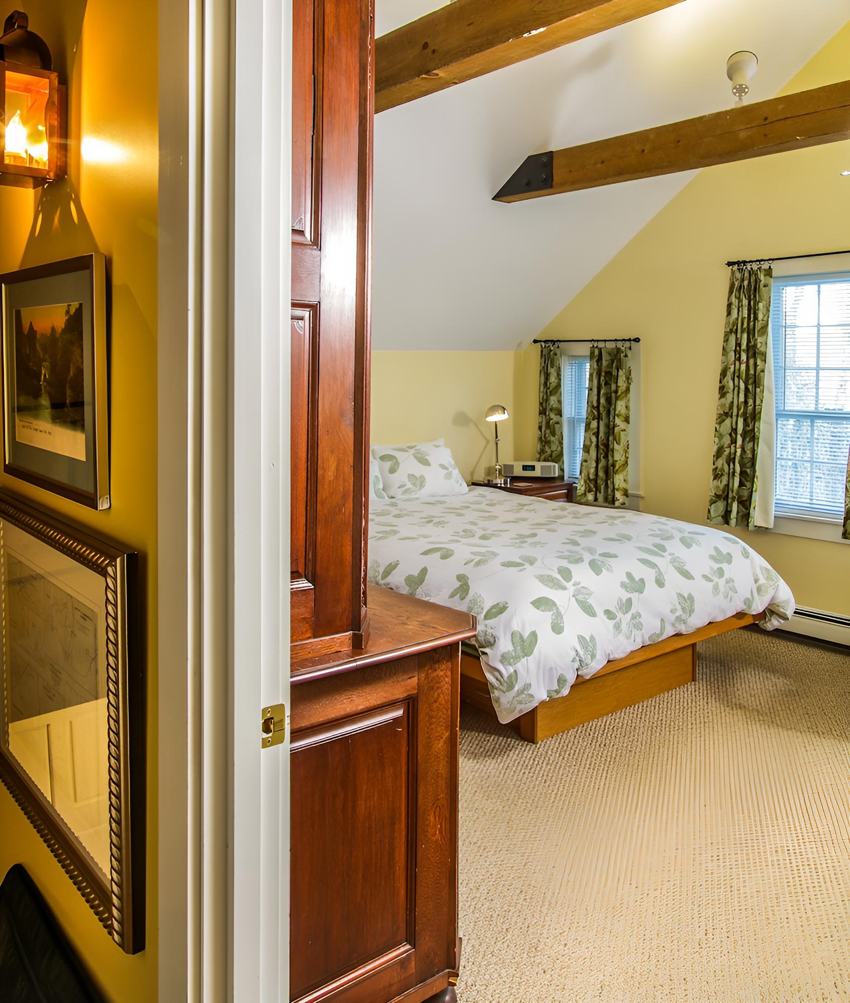 Chatham Guest Rooms
