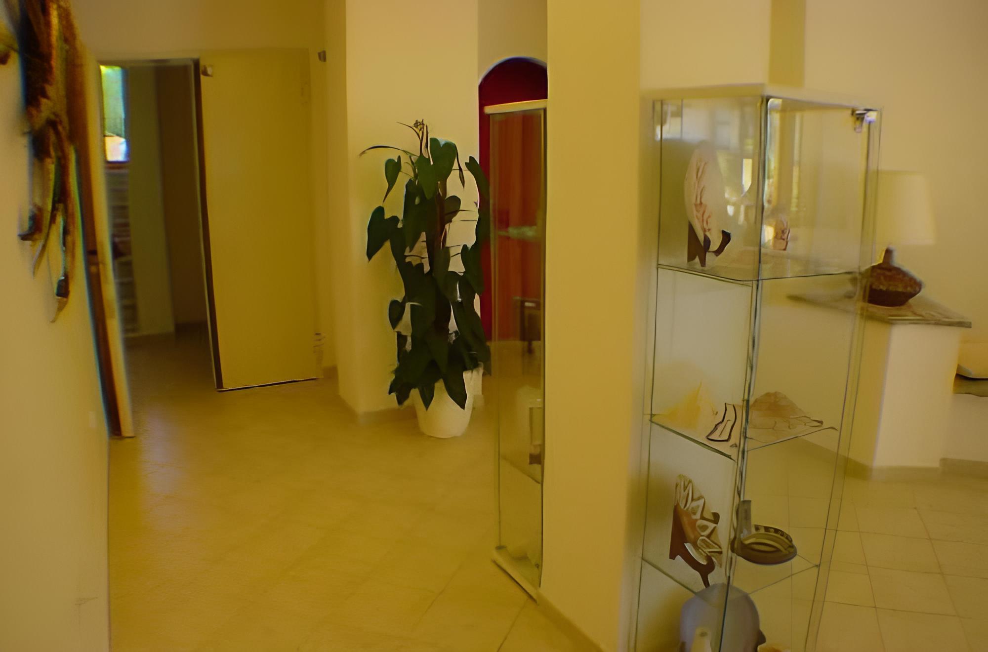 Photo 47