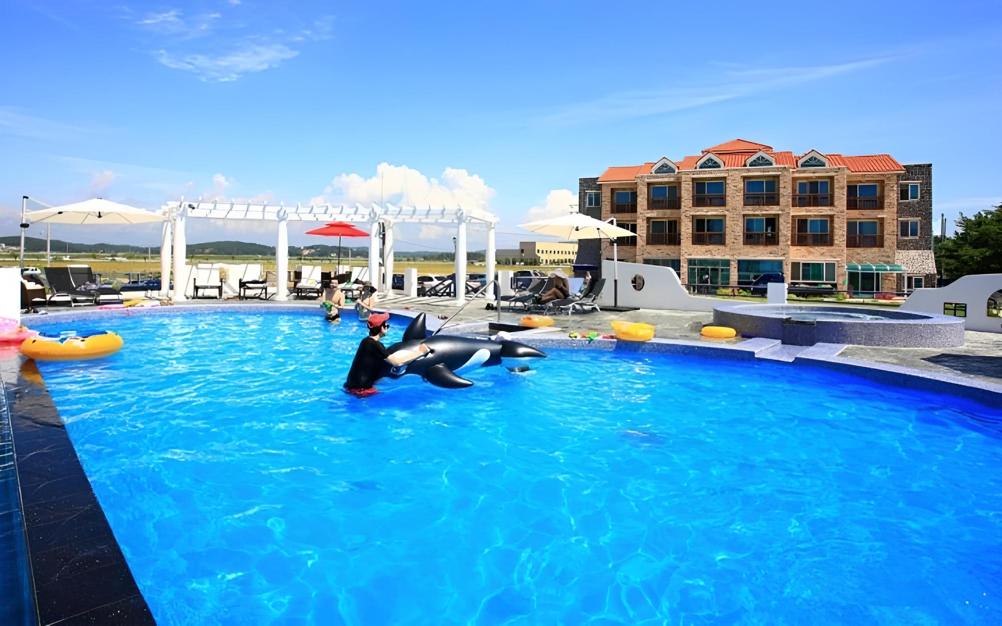 Taean Golden Wave Pension