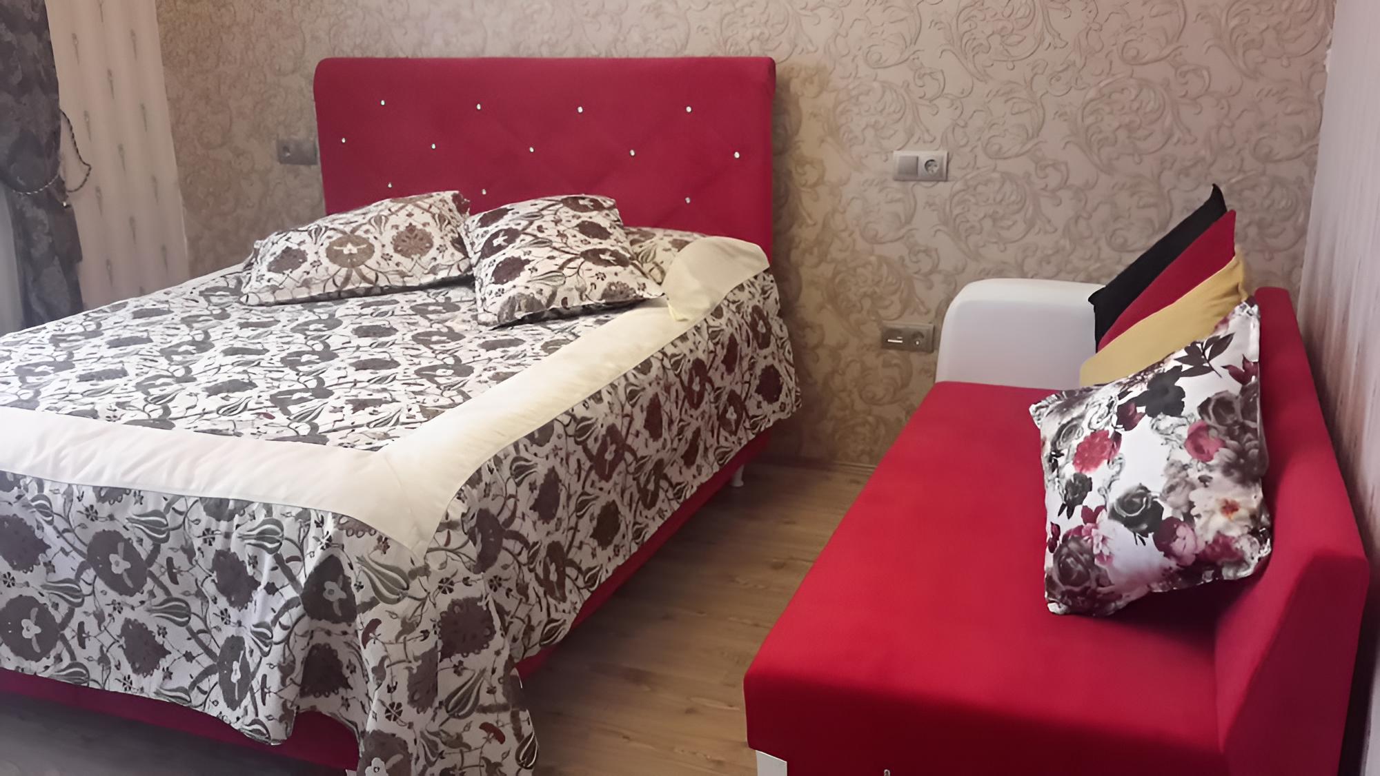 Dedeli Deluxe Hotel