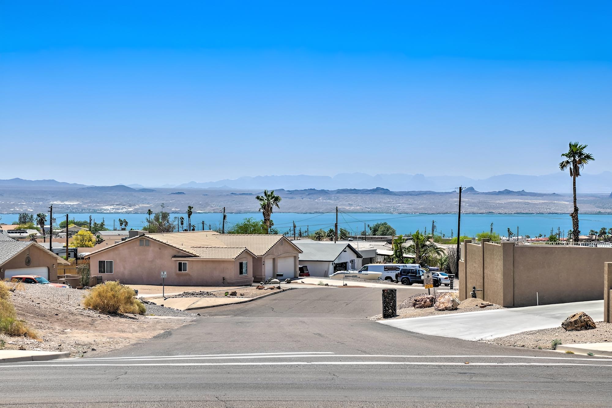 Lake Havasu City Abode w/ Pool + Mtn Views!