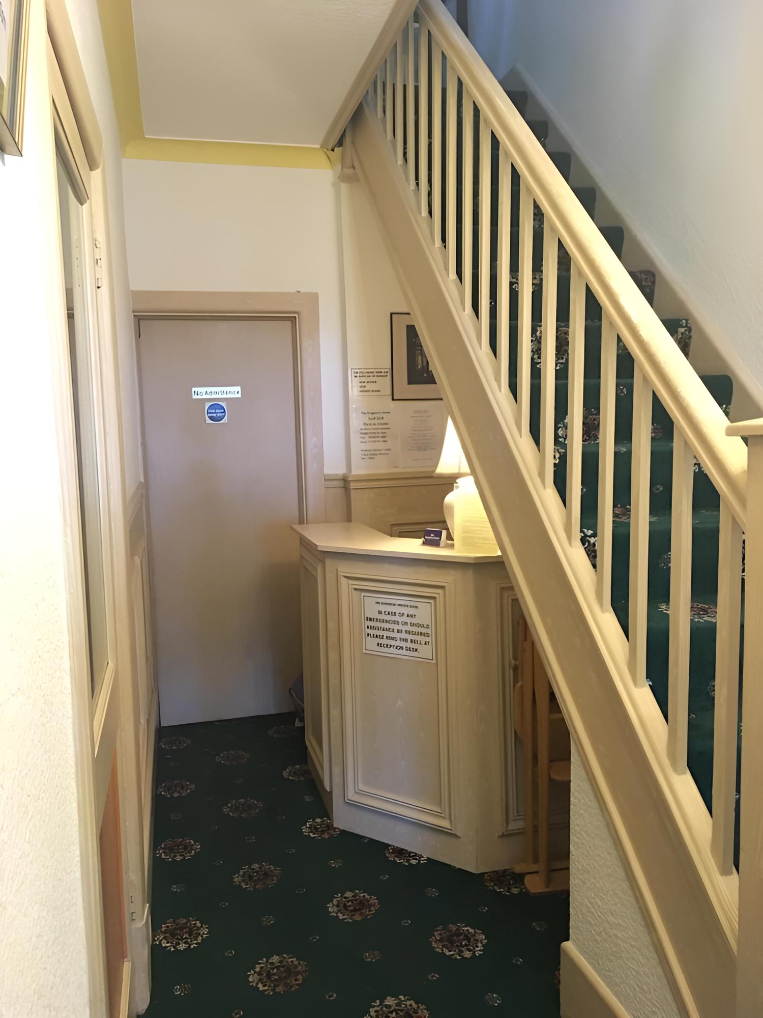 Kingsbury Hotel