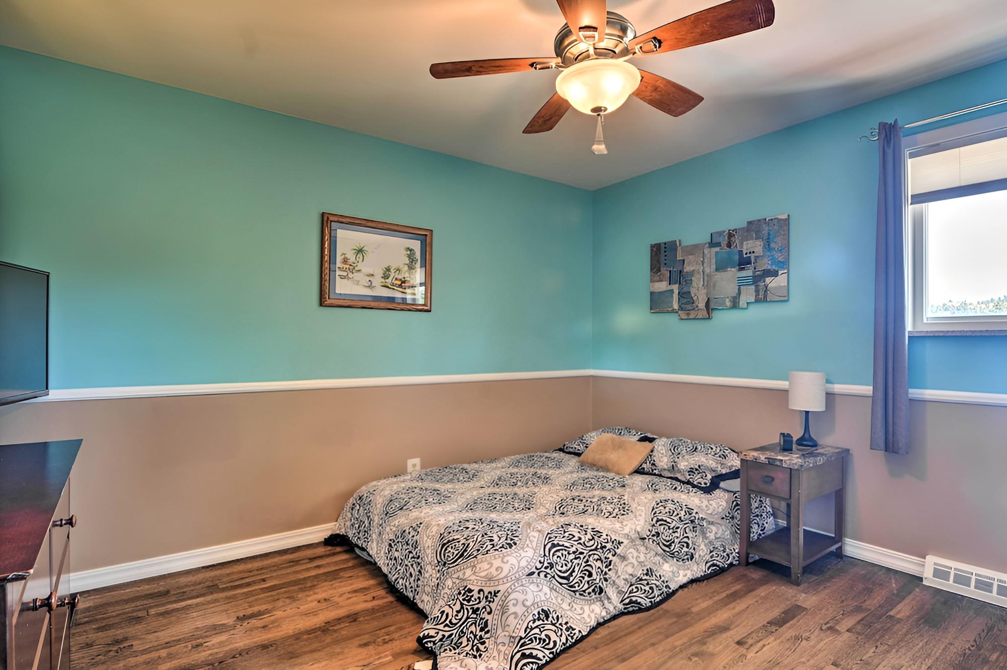 Family-friendly Home w/ Back Yard & Game Room!