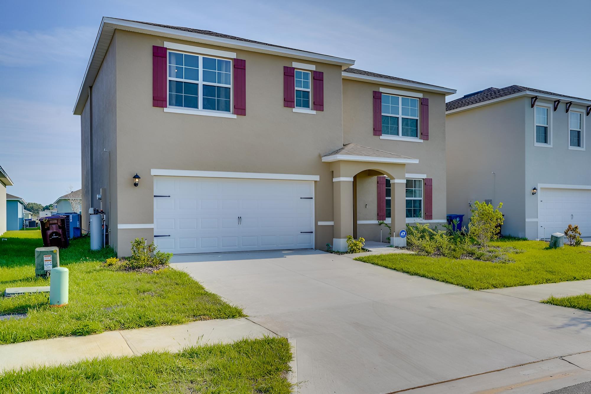 Haines City Home w/ Pool Access ~ 25 Mi to Disney!