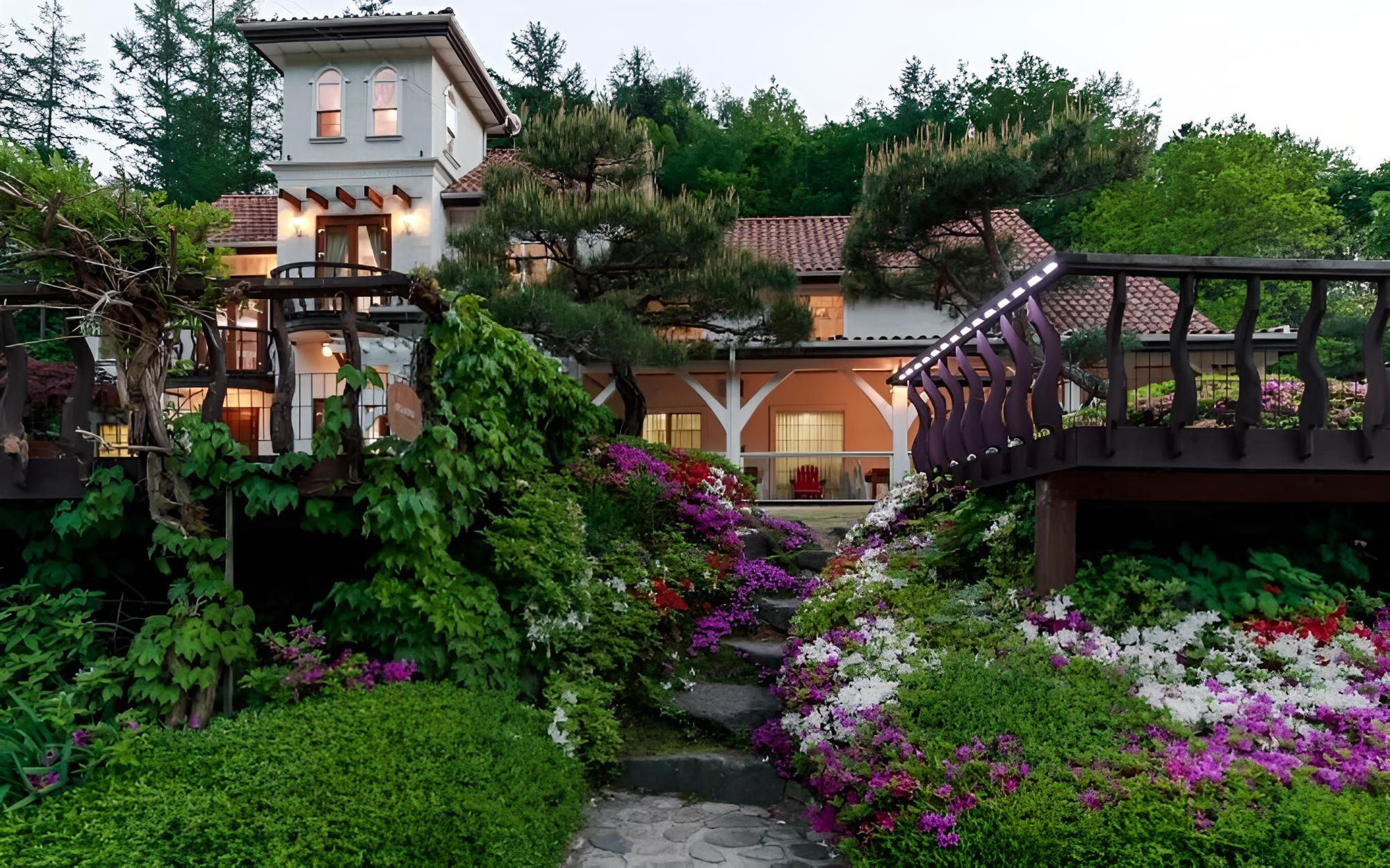 Hongcheon Melrose Pension view 2