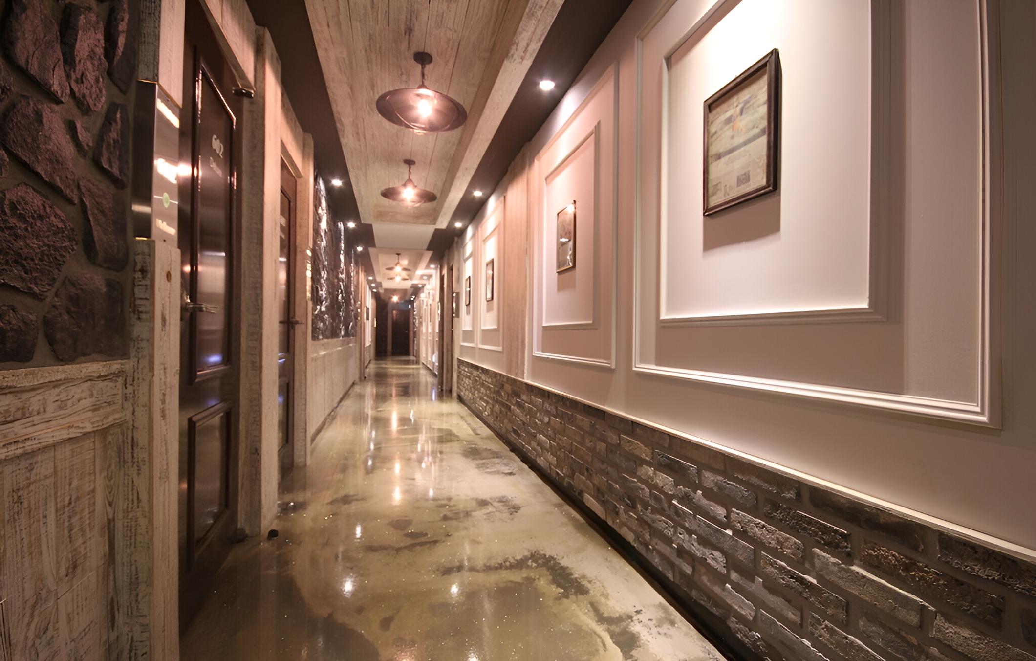 Daegu Dongdaegu Station London Boutique