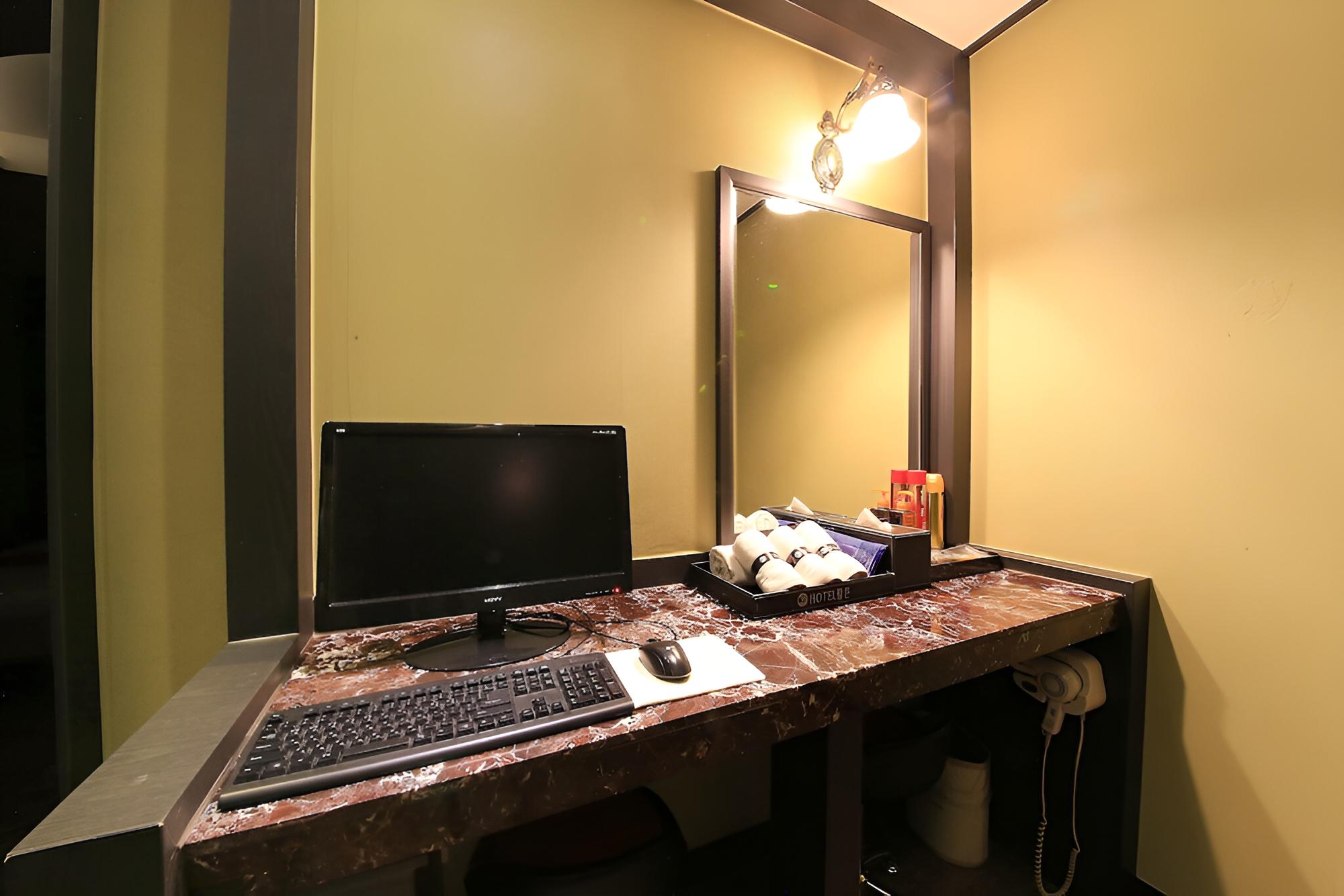 Photo 20