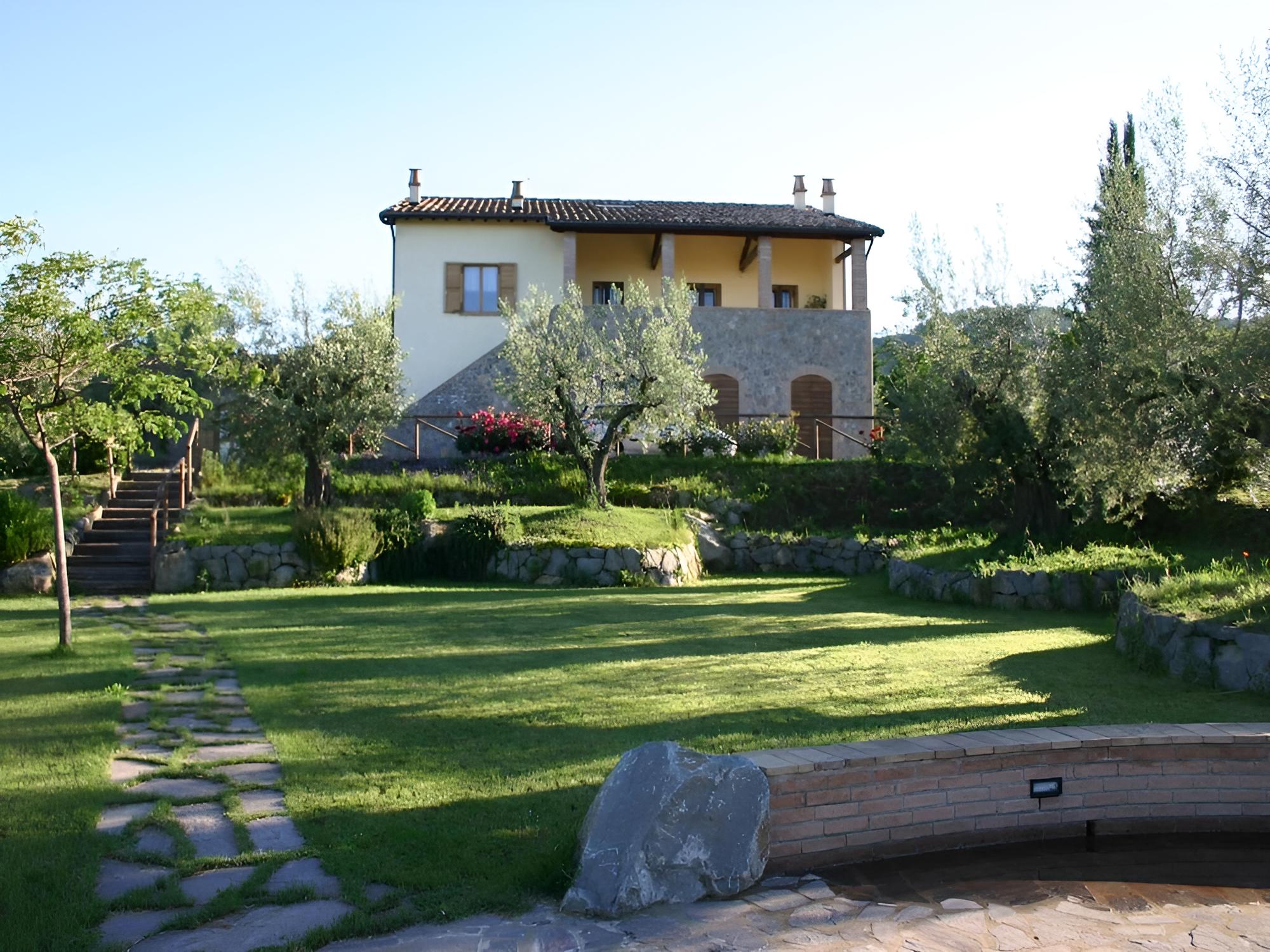 Photo 6