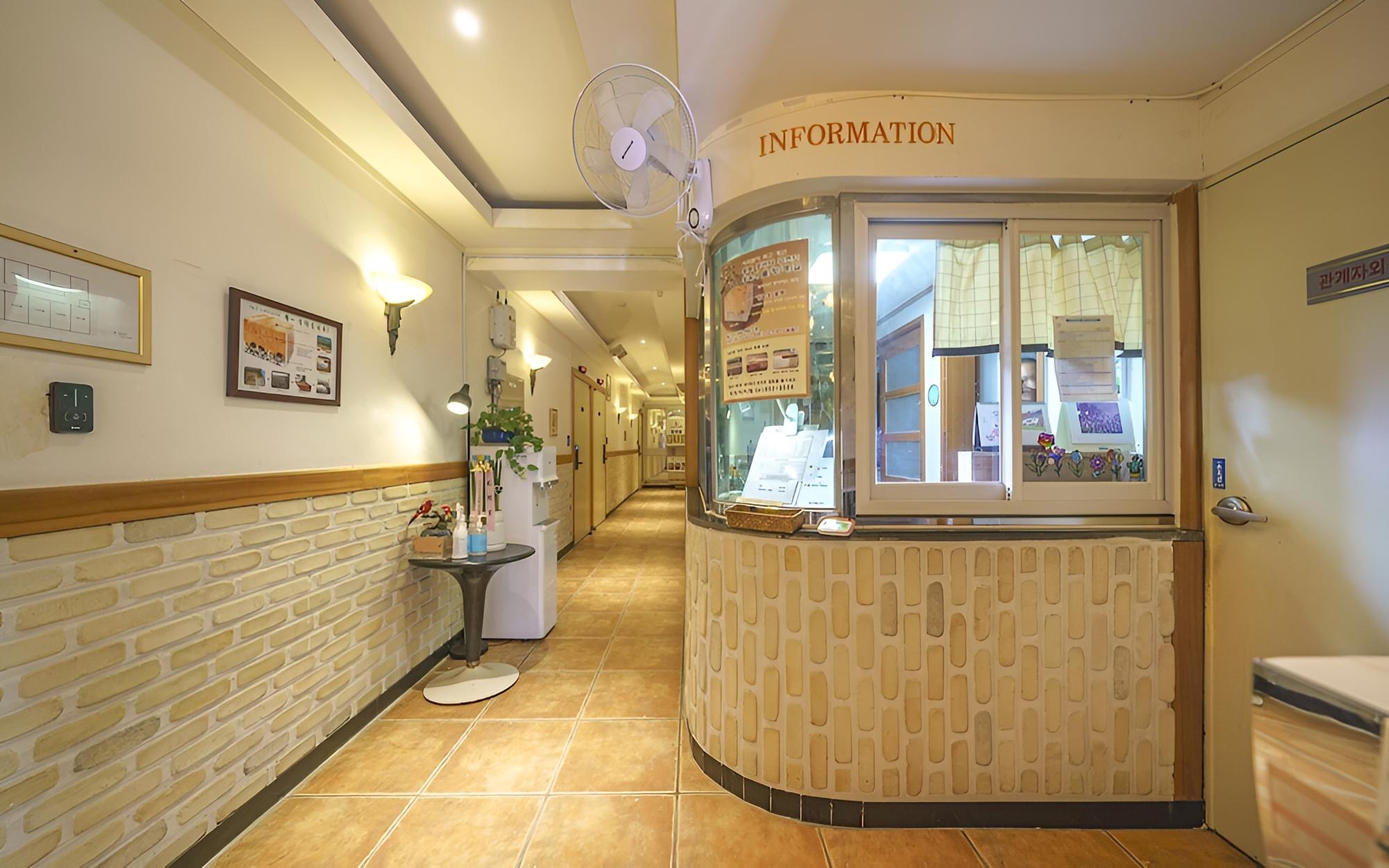 Seocheon Beachtel view 5