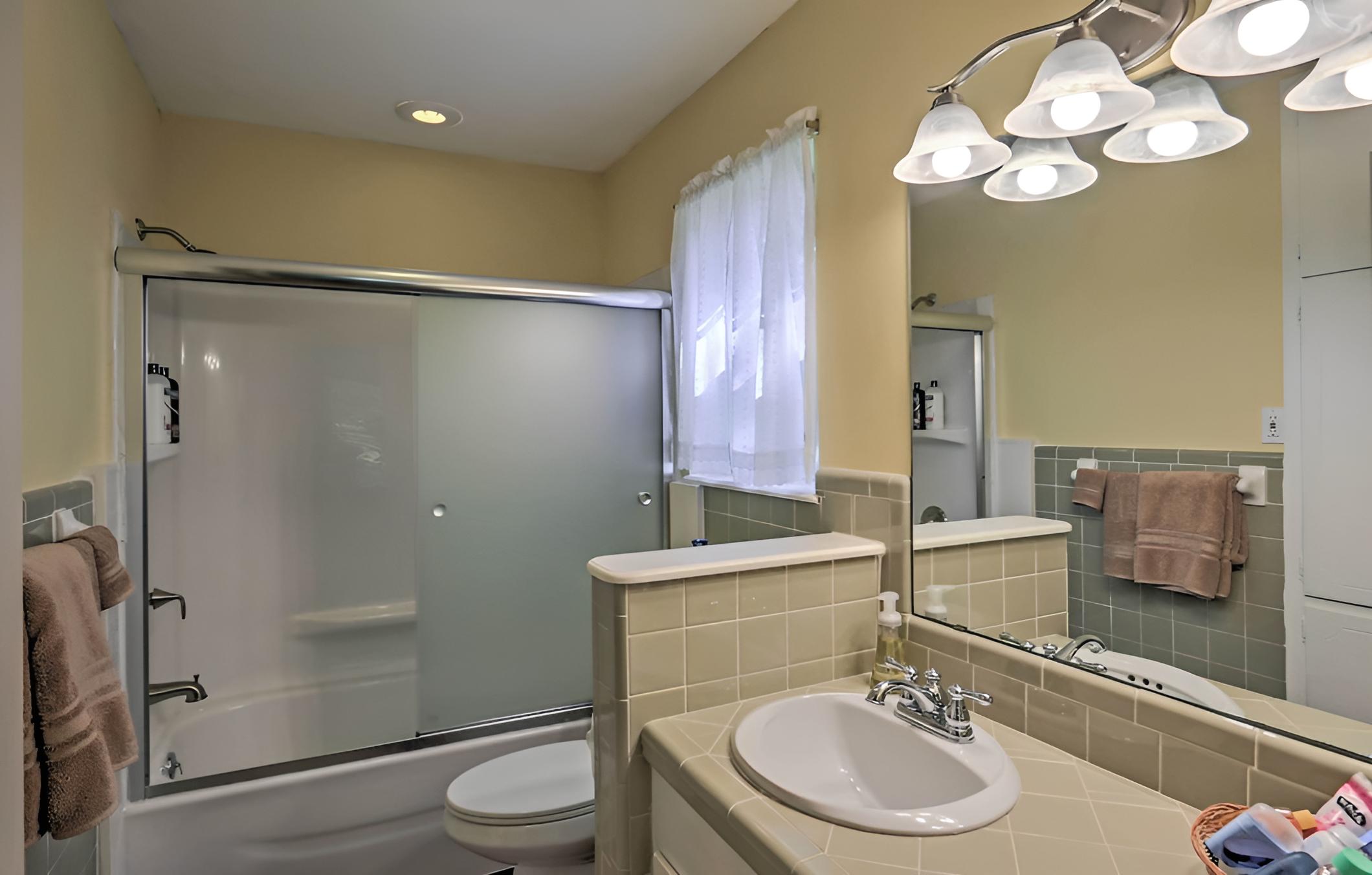 Glen Rose Ranch House - Walk to Downtown!