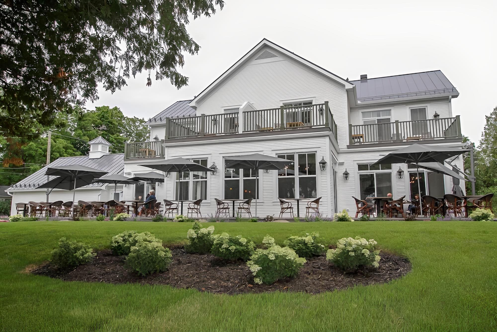 Auberge et Restaurant McGowan