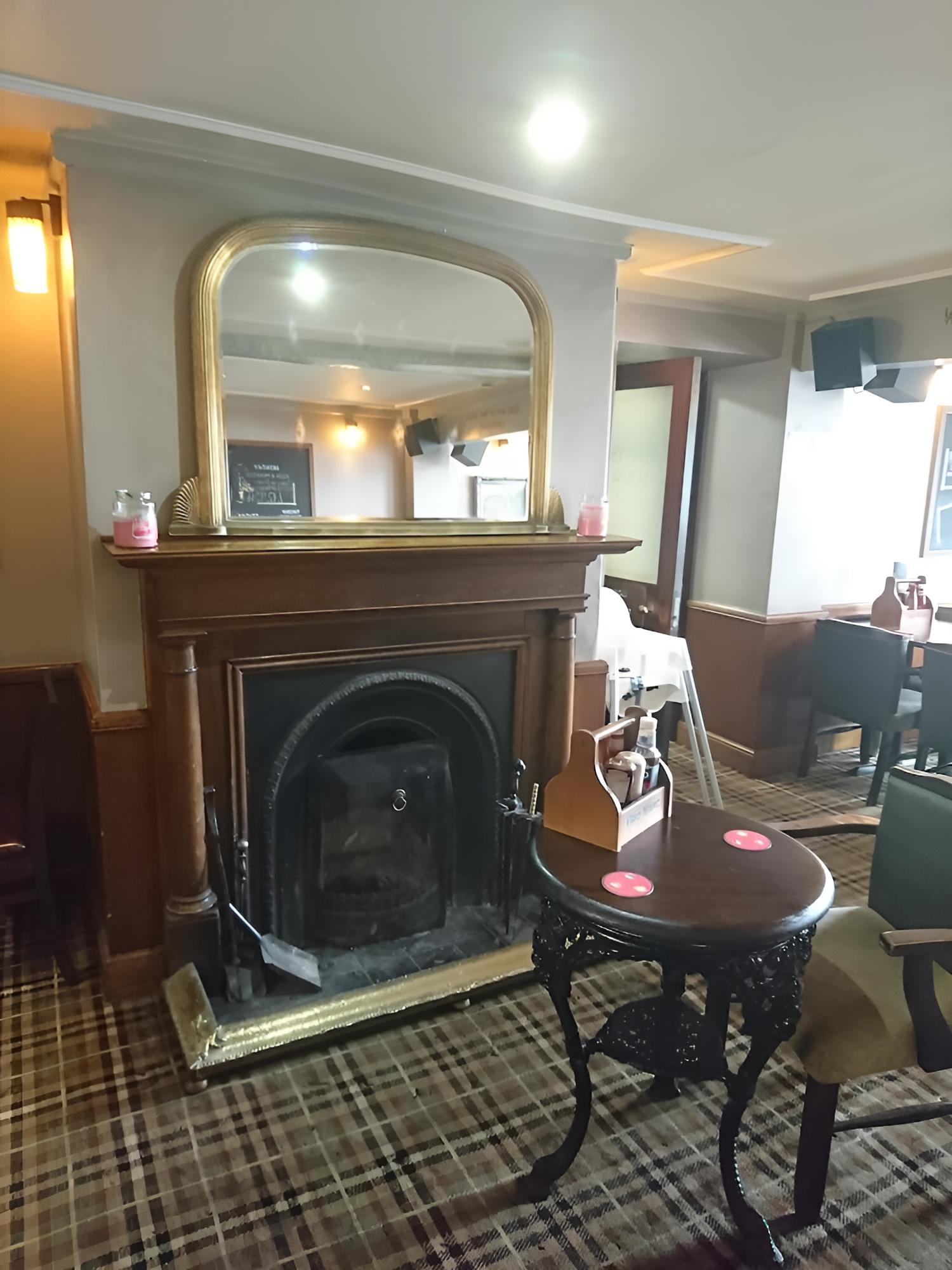 Skegness Vacations - The Vine Hotel - Property Image 9