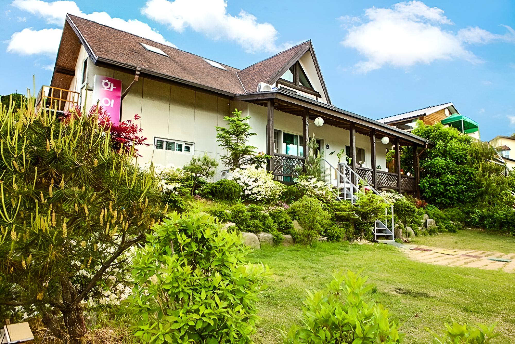 Pocheon White House Pension