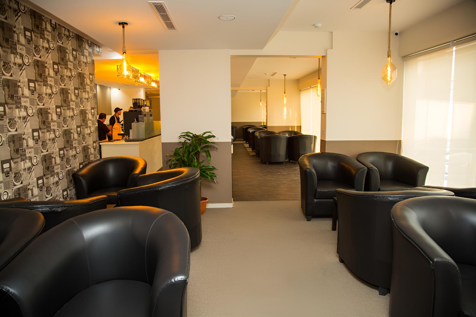 Oasis Rise Hotel Apartments