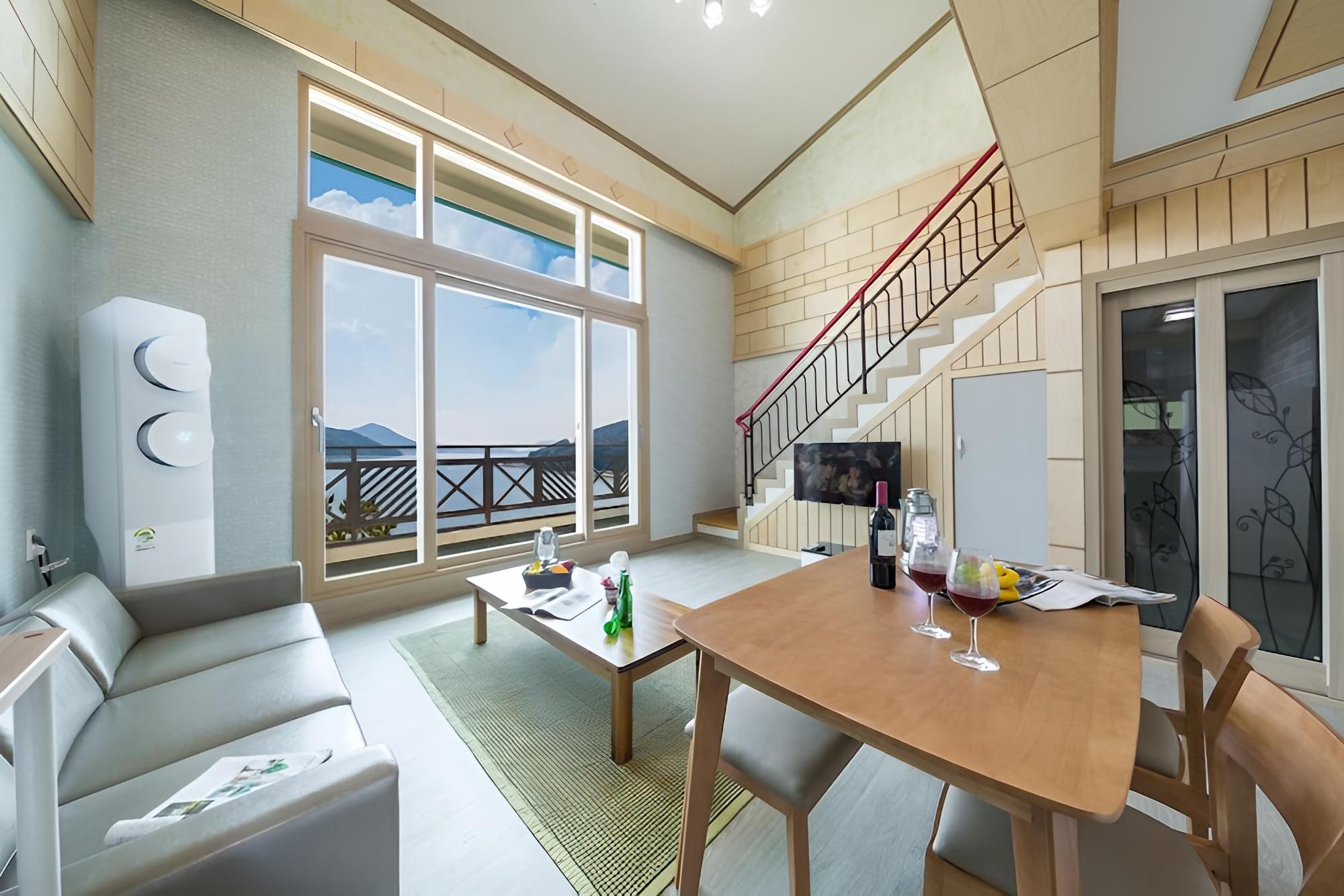 Yeosu Ailia Pension