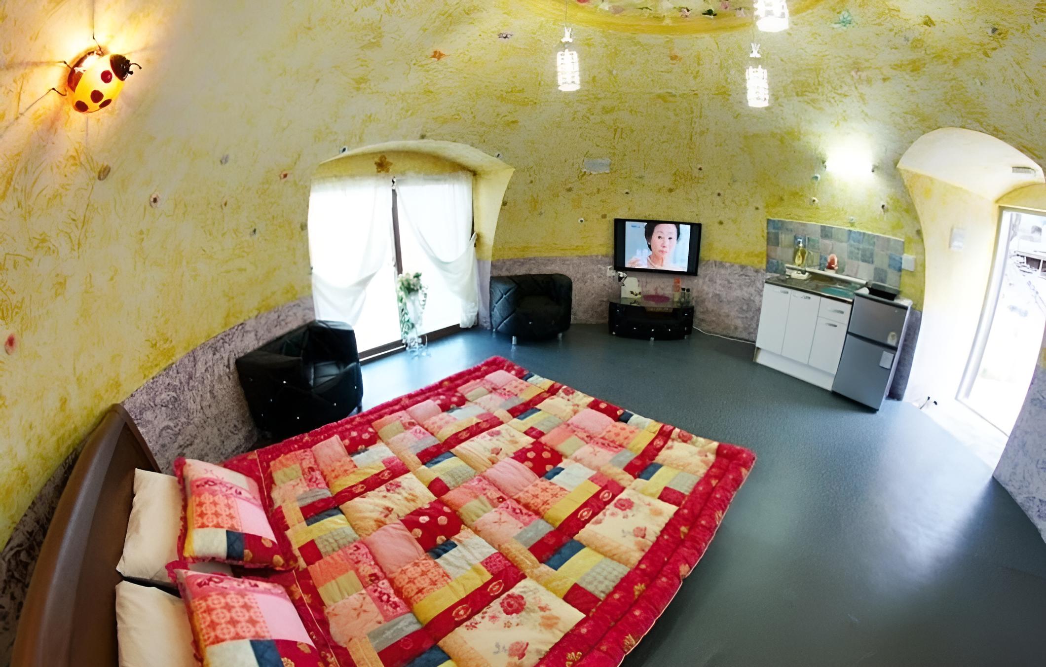Photo 13