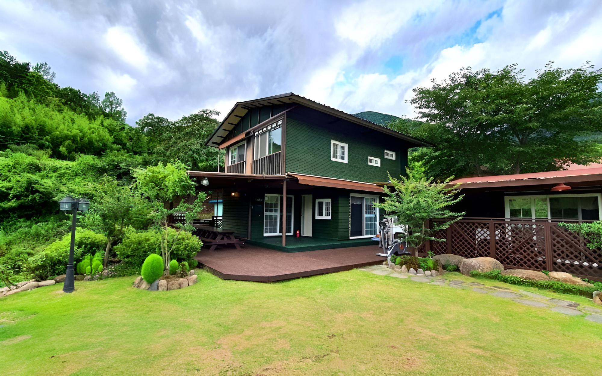 Hadong Sansuae Pension