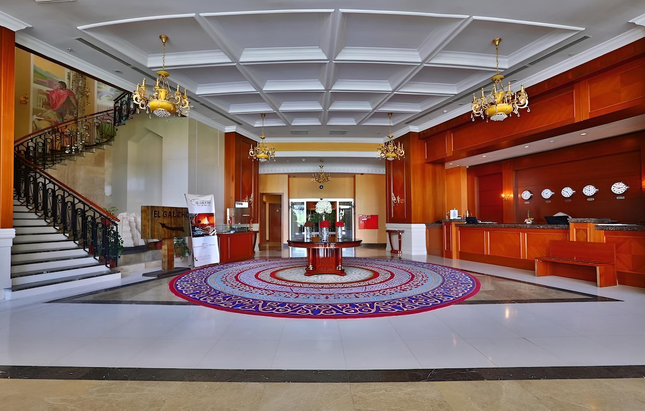 Diplomat Hotel & Business Center