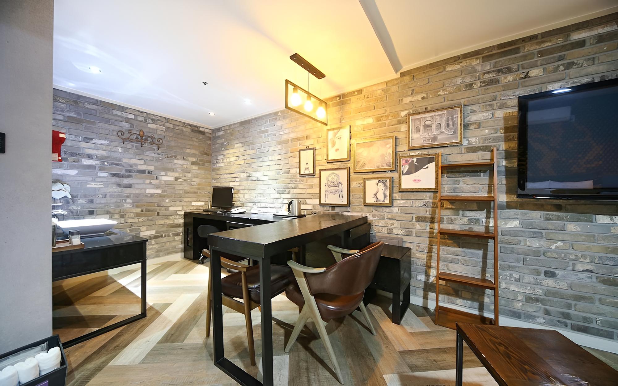 Changwon Haryeon Design Hotel