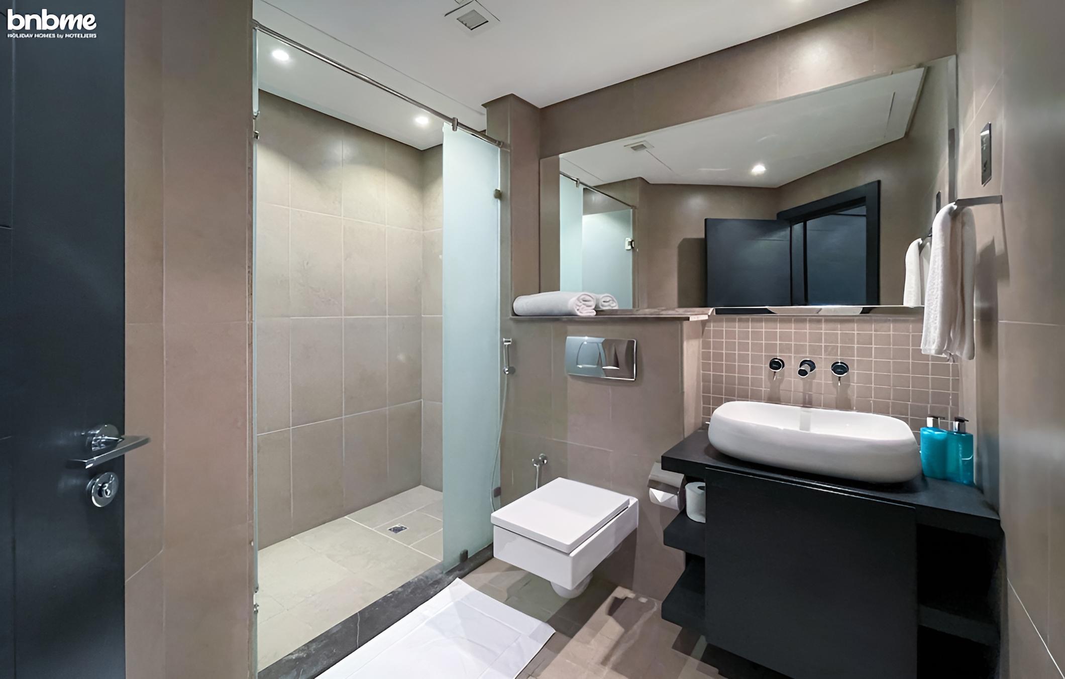 3B-Jumeirah Heights C-G05 by bnbme homes
