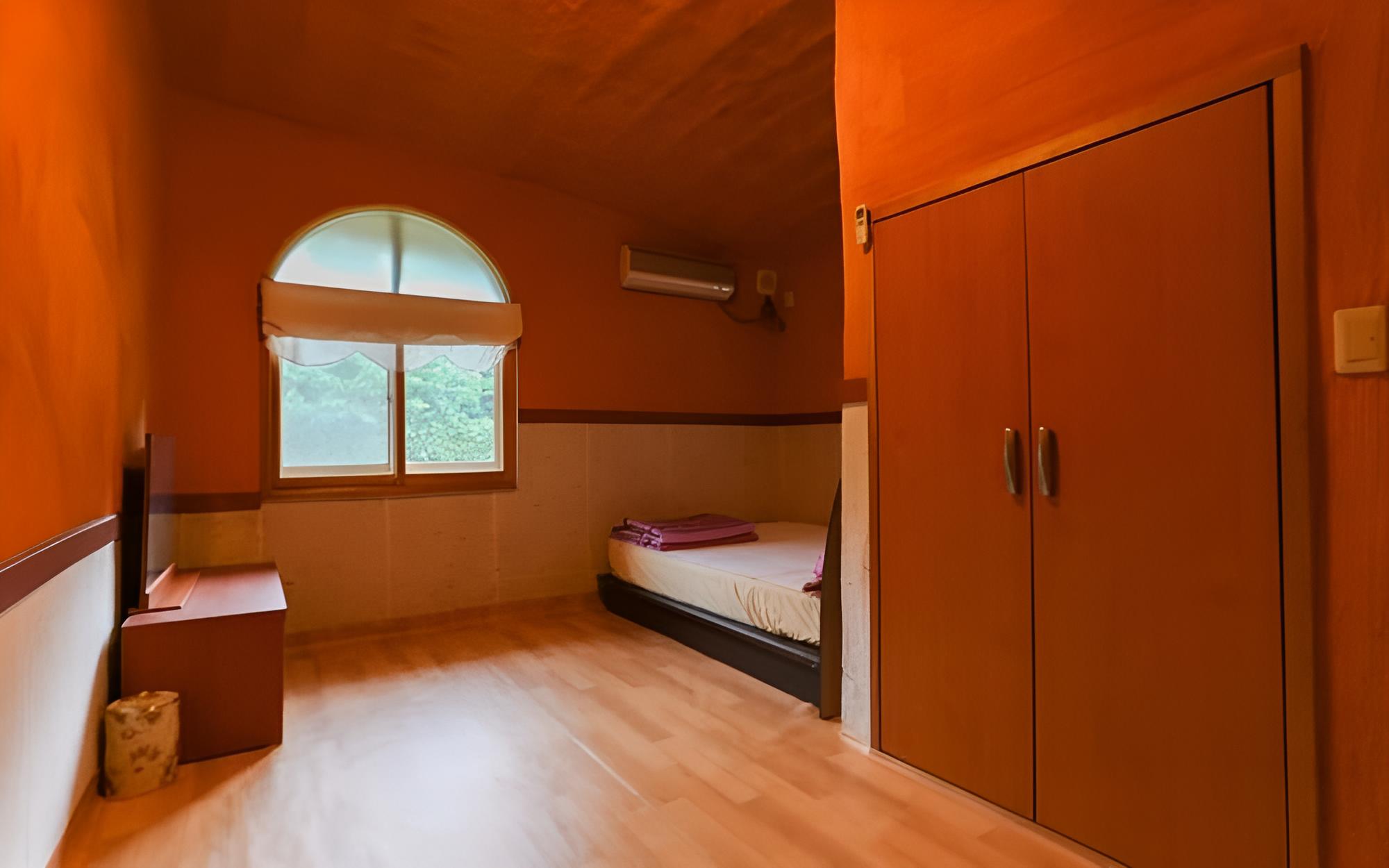 Gangneung Yeon House Pension view 2