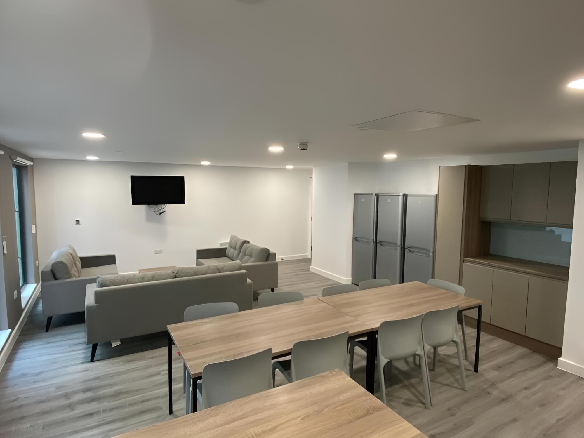 Bright Ensuite Rooms in CARDIFF