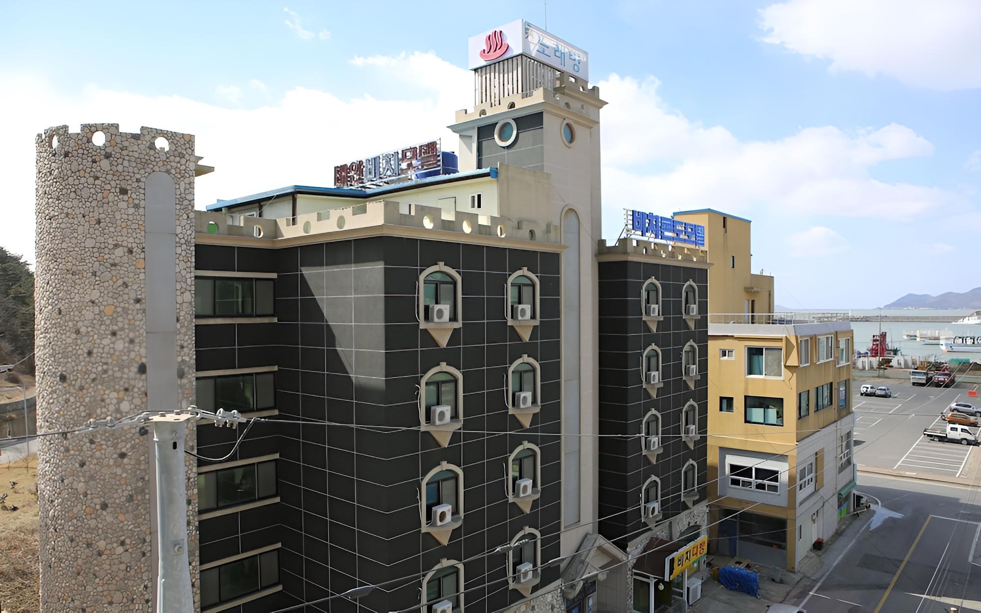 Taean Shinjindo Beach Condo Motel